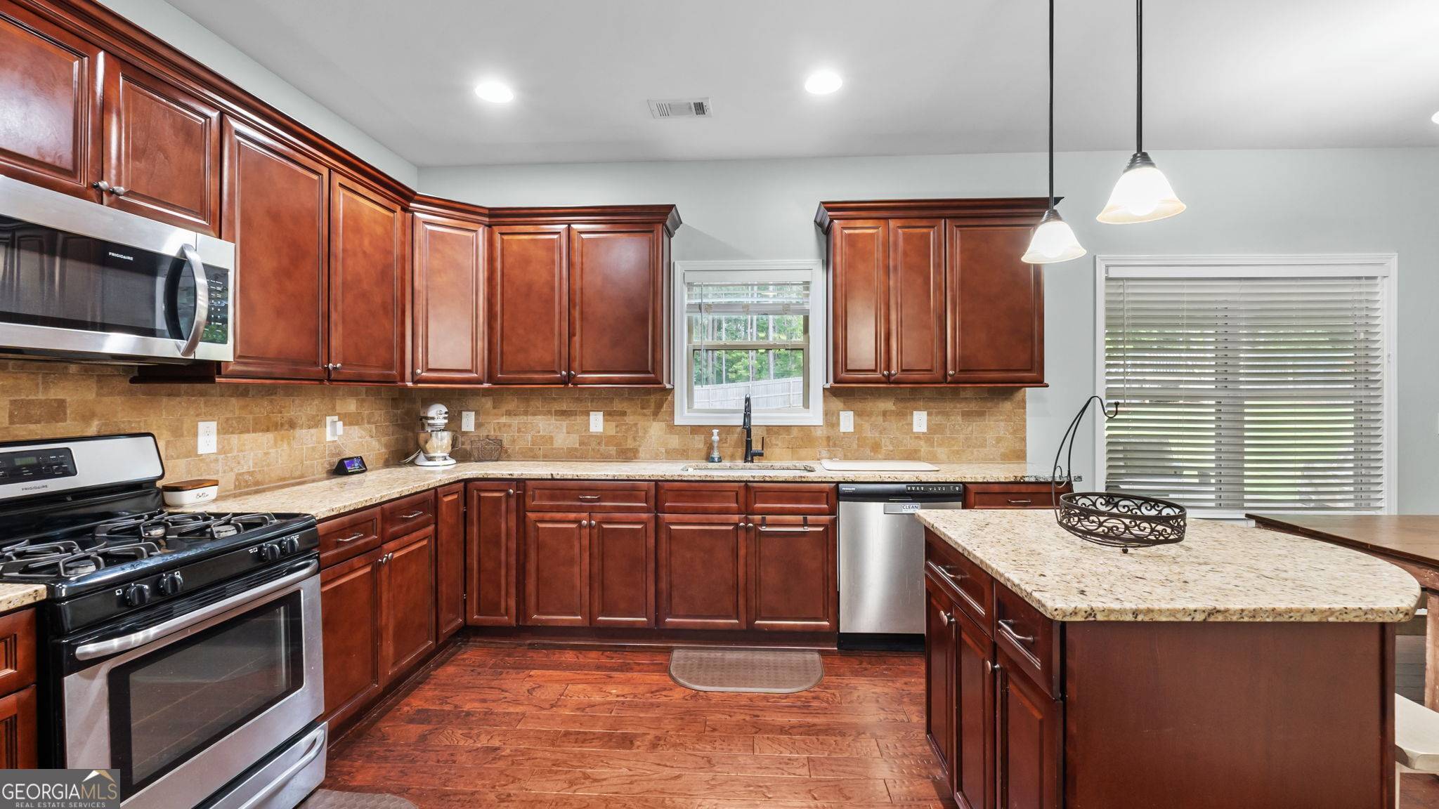 Dallas, GA 30157,572 Boulder View Pkwy