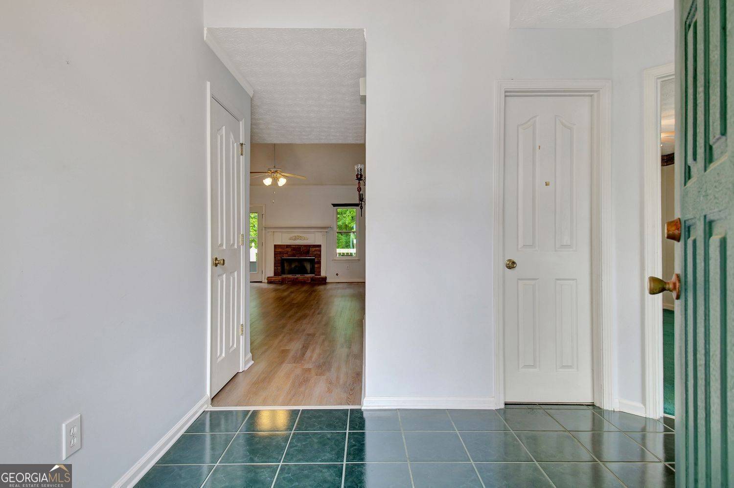 Peachtree City, GA 30269,323 Newfield WAY