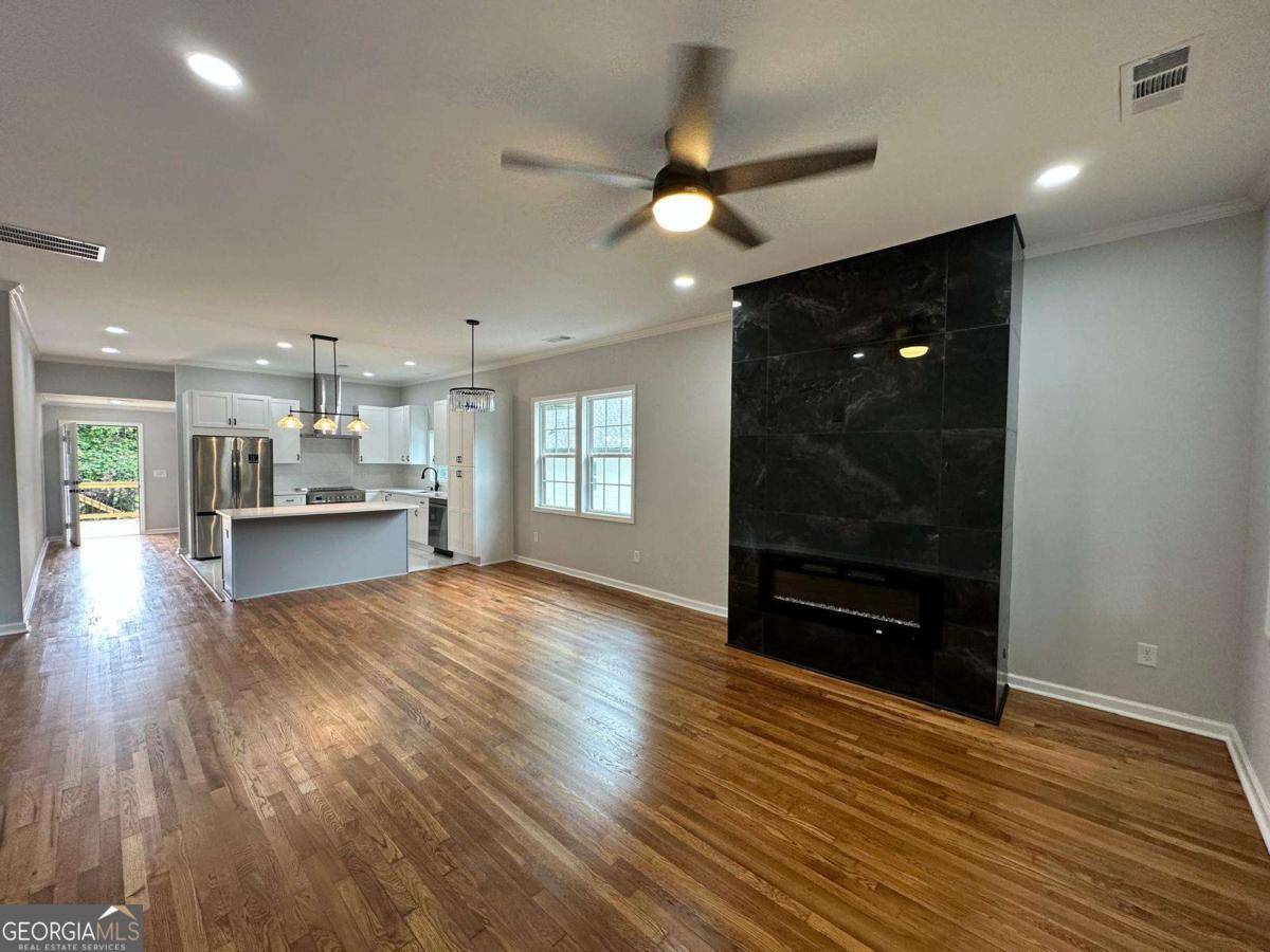 College Park, GA 30337,1766 W Lyle AVE