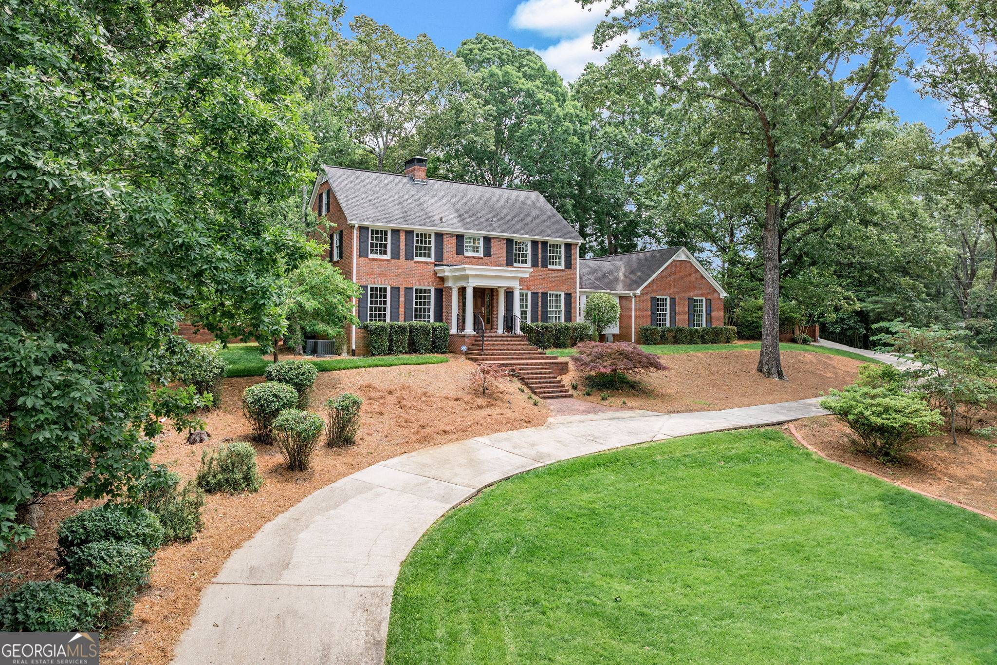 Gainesville, GA 30506,2626 Club DR