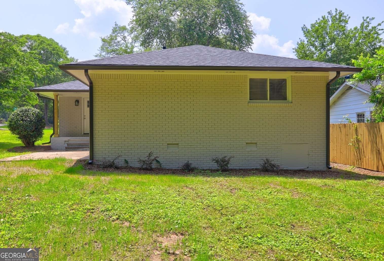 Monroe, GA 30655,215 Hubbard ST