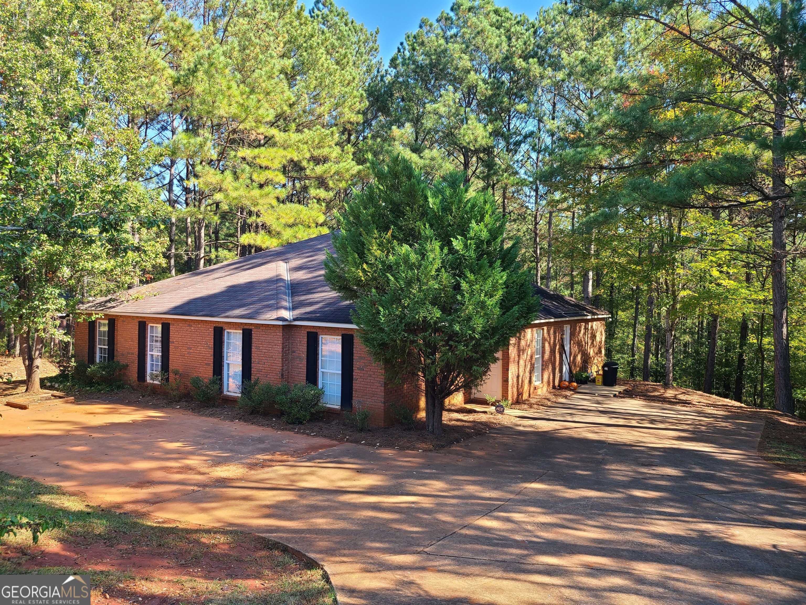 Hamilton, GA 31811,380 Mobley RD