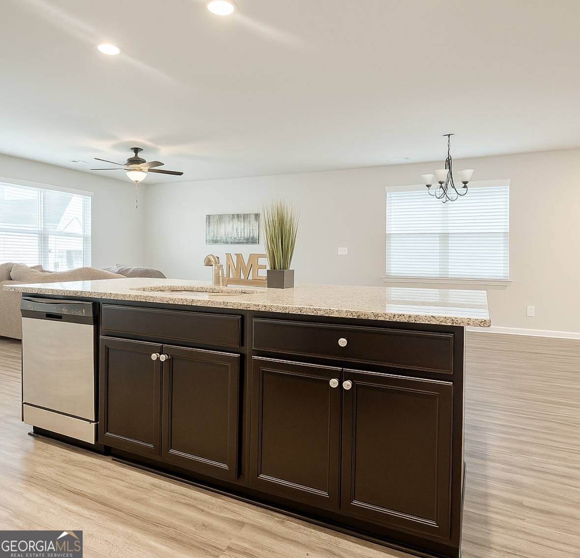 East Point, GA 30344,1317 Rosemary LN ## 65