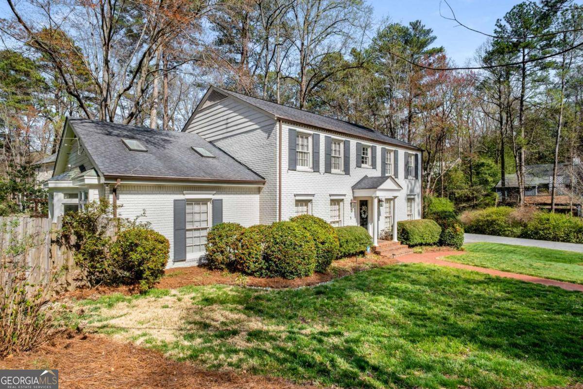 Atlanta, GA 30327,2955 Rhodenhaven DR NW