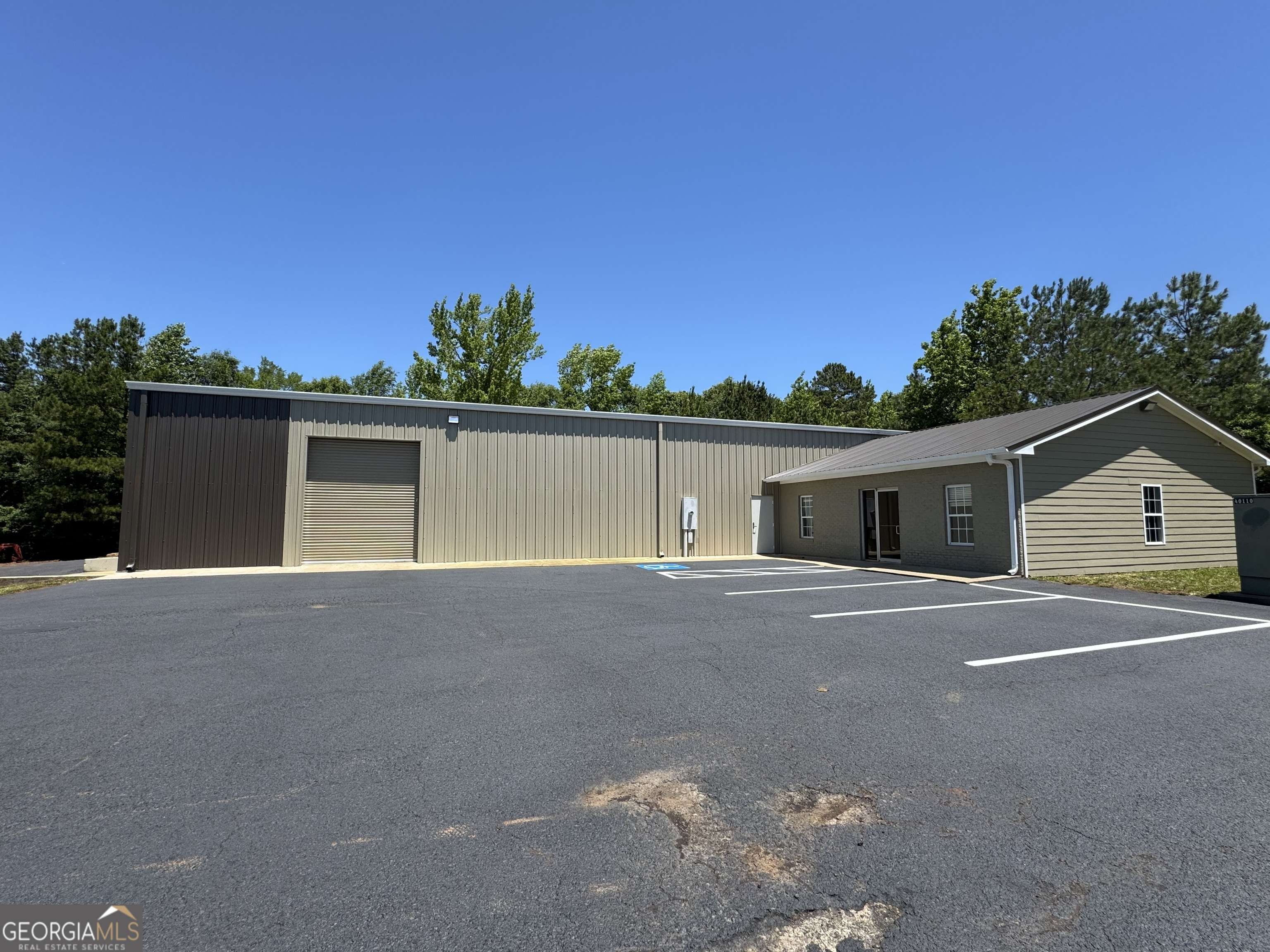 Jefferson, GA 30549,205 Apex DR