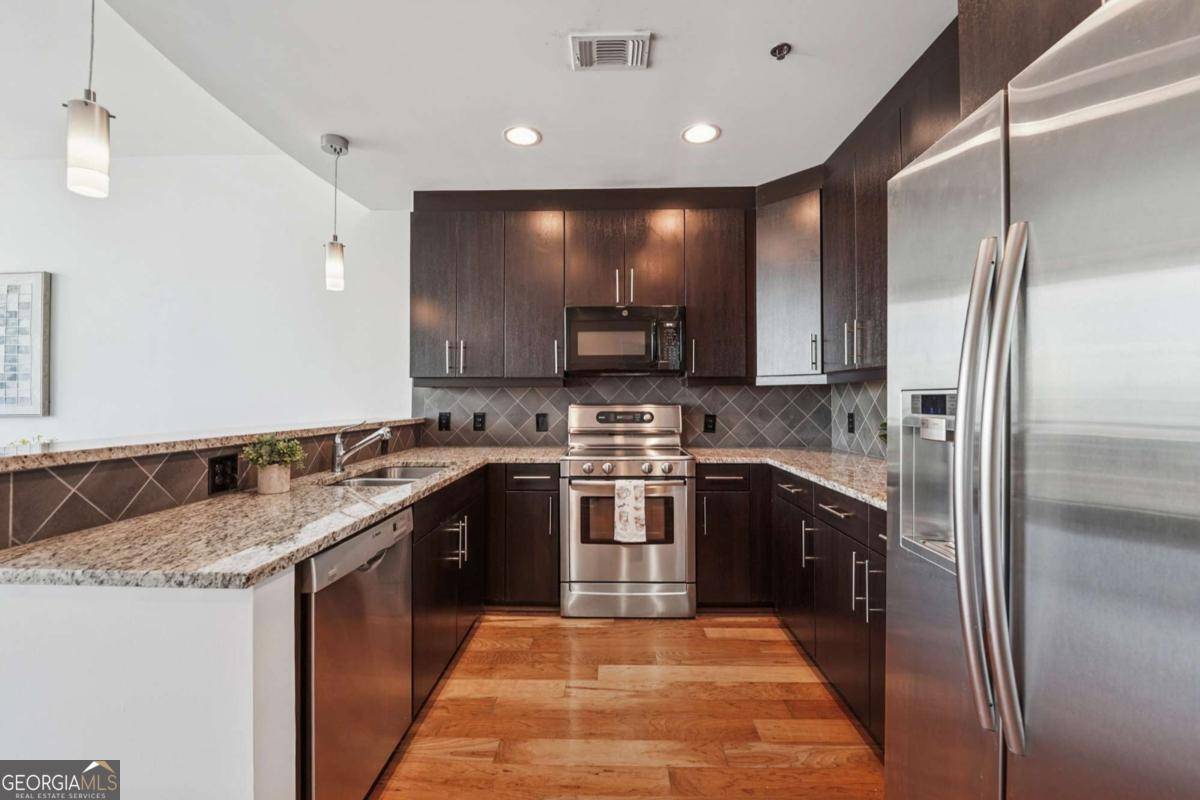 Atlanta, GA 30309,1080 Peachtree ST NE #2416