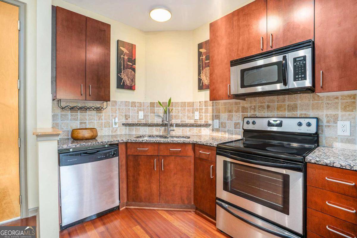 Atlanta, GA 30310,898 Oak ST SW #3420
