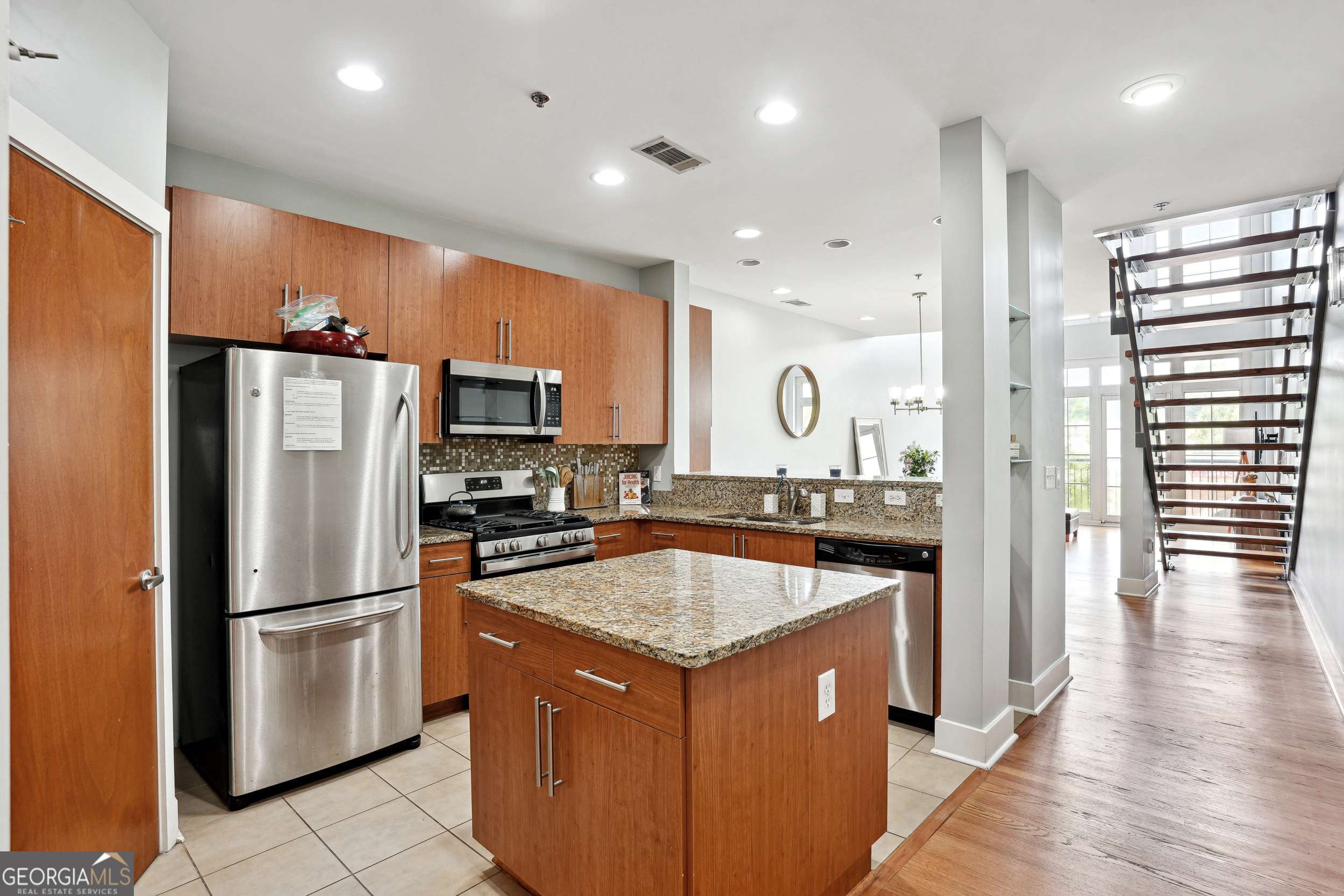 Atlanta, GA 30307,1253 Caroline ST NE #223