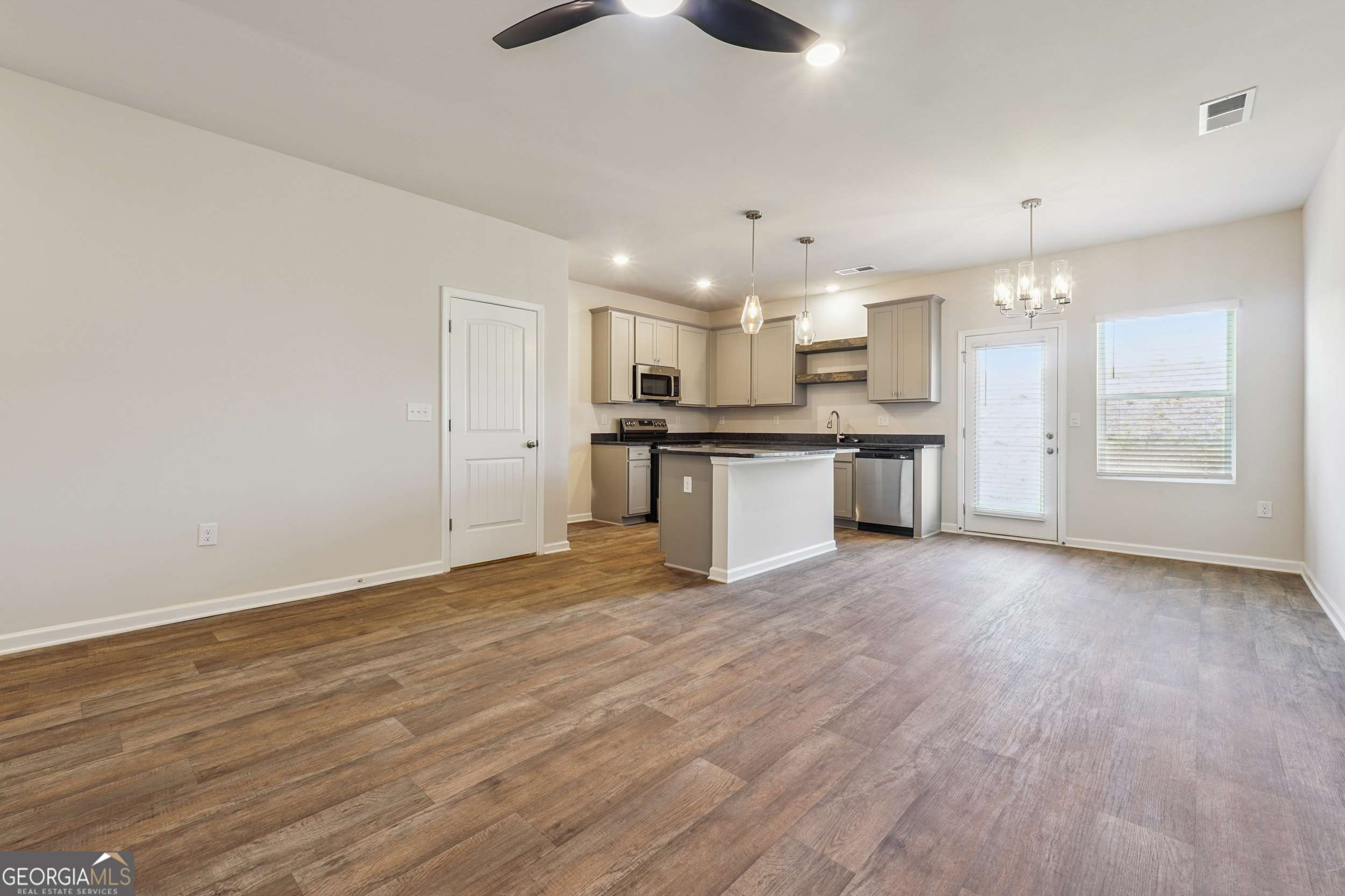 Temple, GA 30179,107 Meadowview DR #23