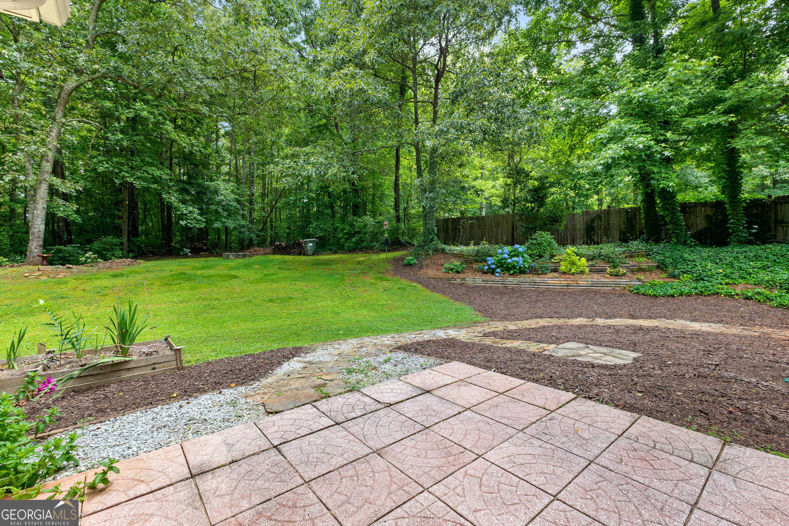 Sharpsburg, GA 30277,205 N Strathmore DR