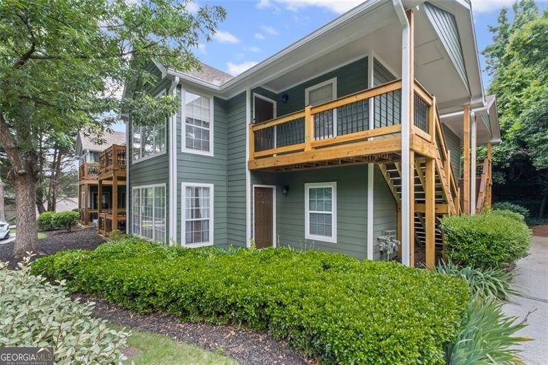 Duluth, GA 30096,202 BERKELEY WOODS DR