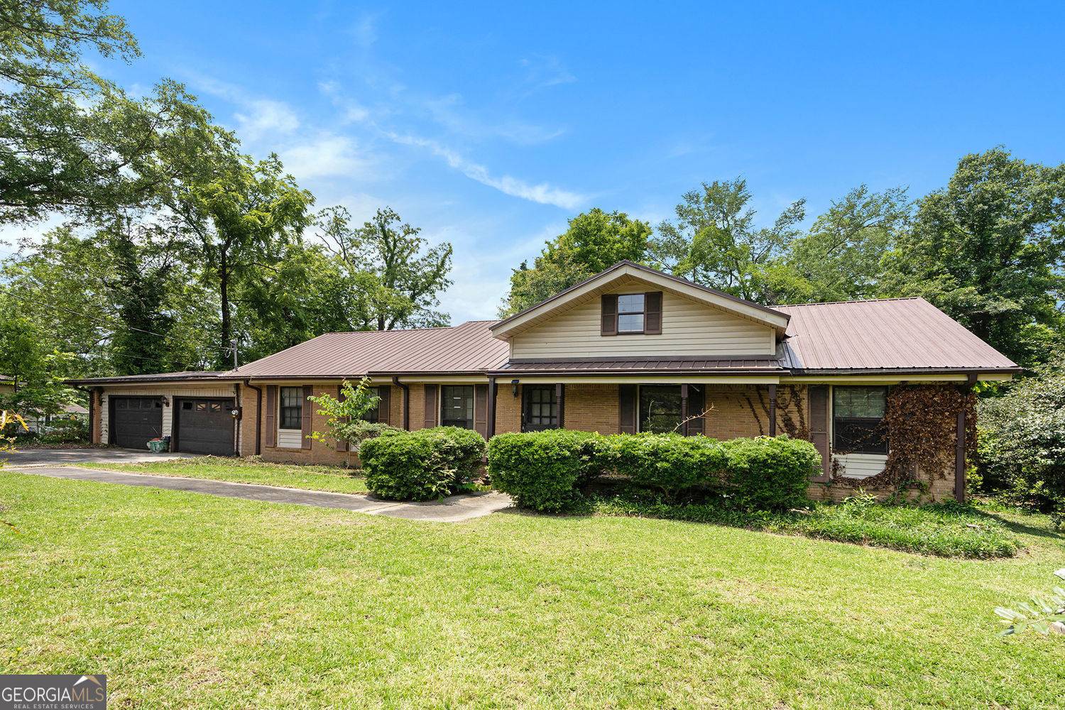 Jackson, GA 30233,630 N North Mulberry ST