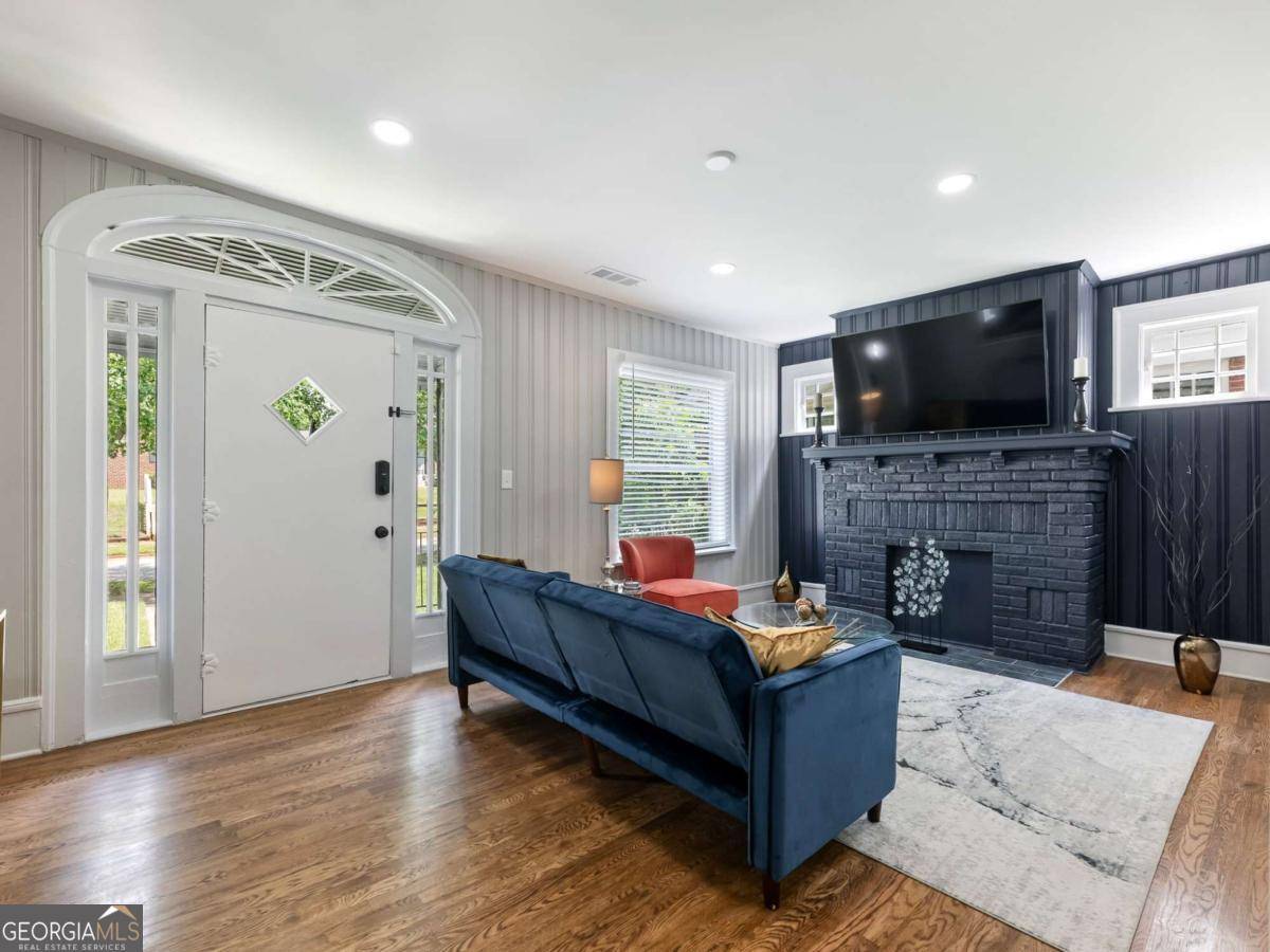 Atlanta, GA 30310,1054 Katherwood DR SW