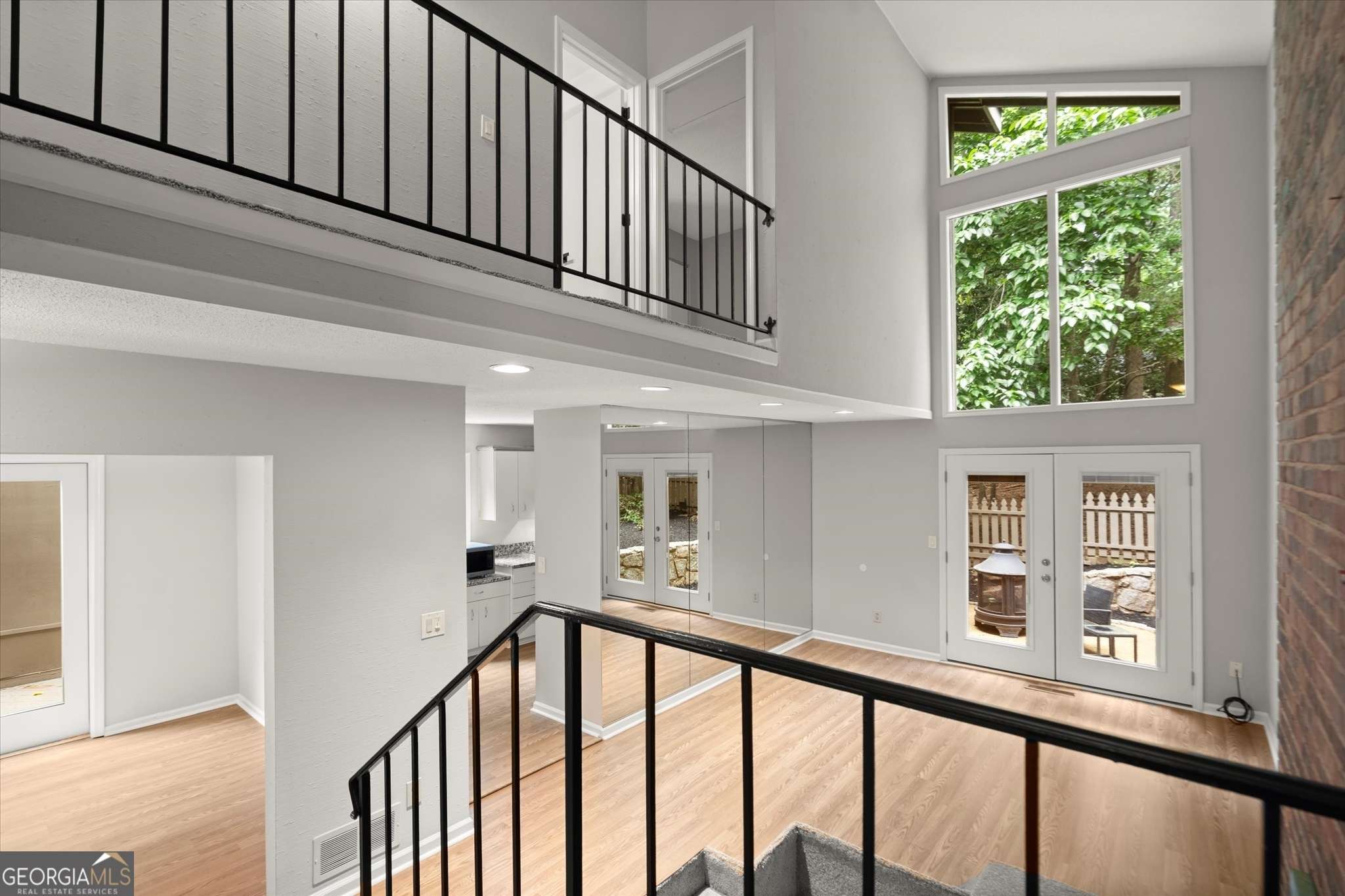 Roswell, GA 30076,225 Lakeview RDG W