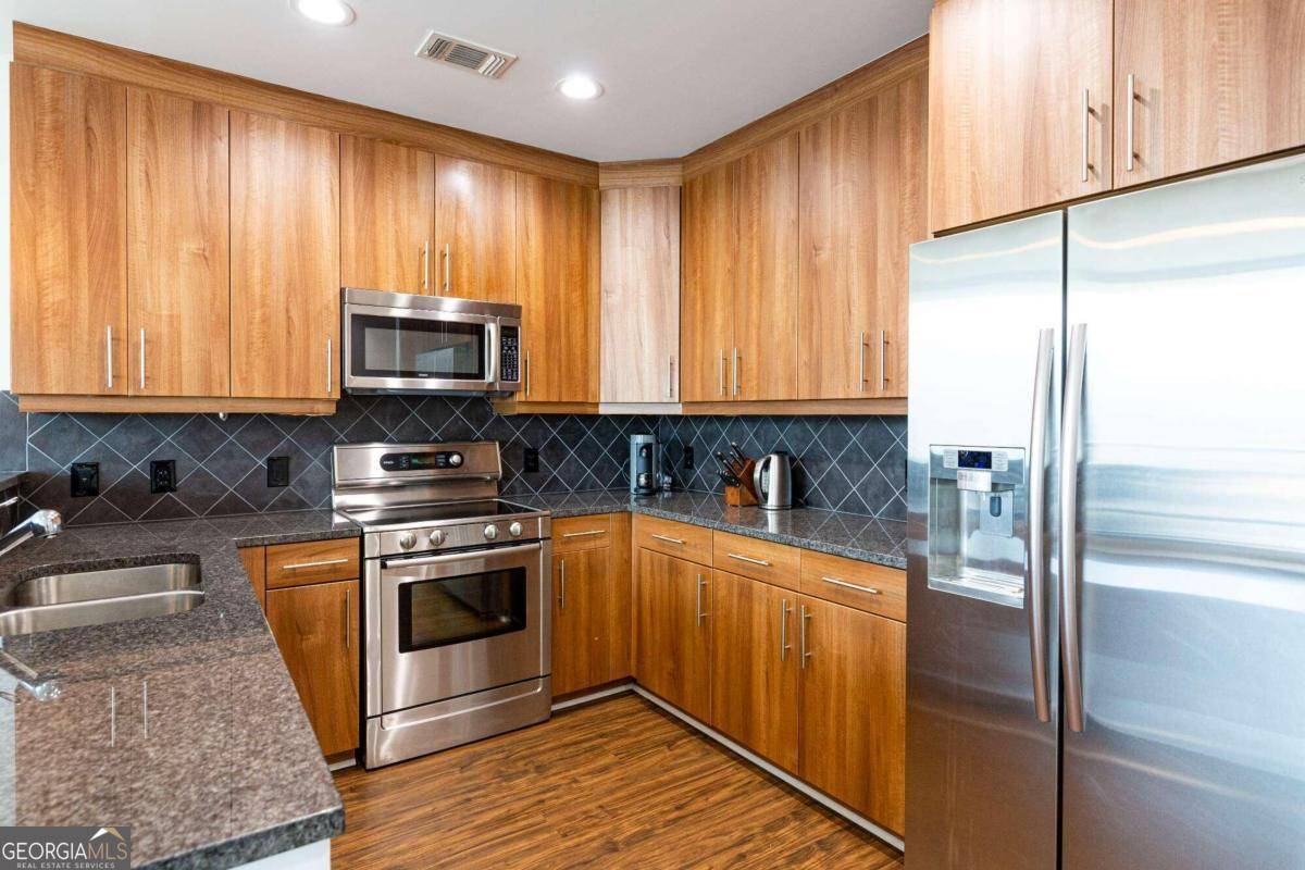 Atlanta, GA 30309,1080 Peachtree ST NE #2116