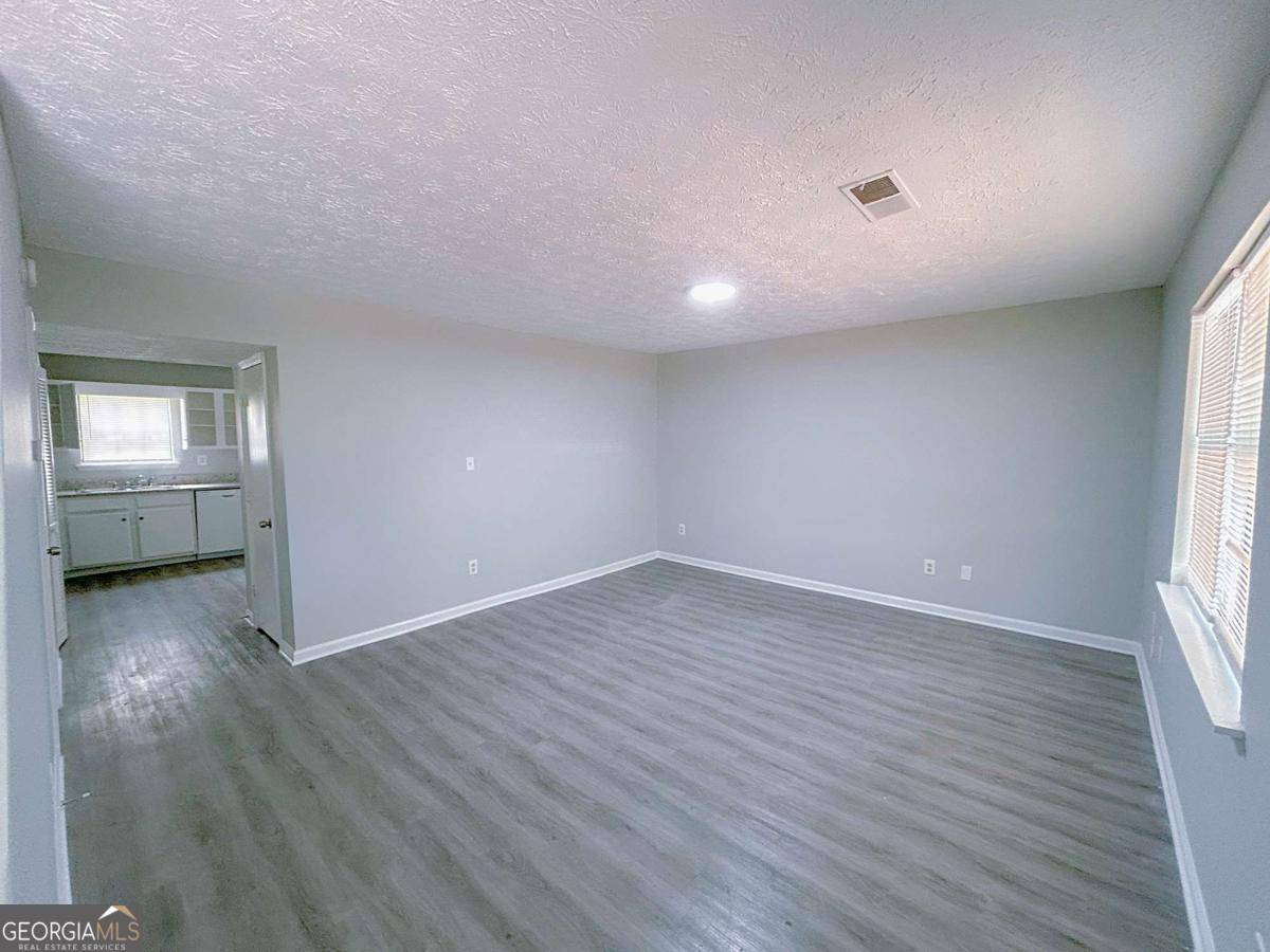 Atlanta, GA 30344,1820 Neely AVE