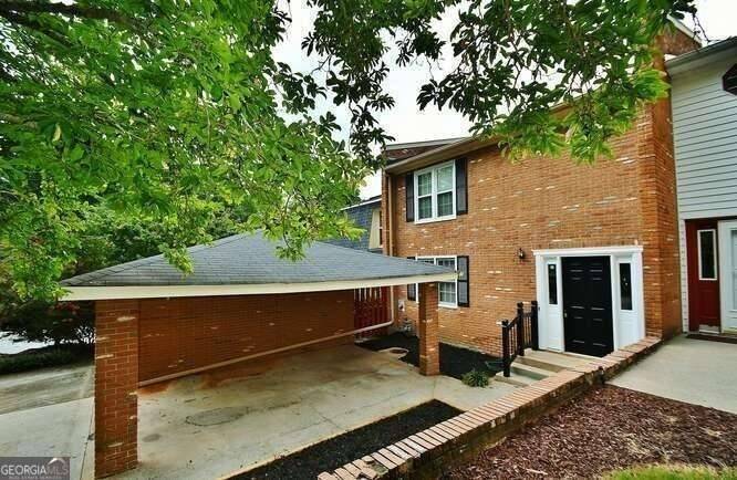 Flowery Branch, GA 30542,6500 Gaines Ferry RD #A2