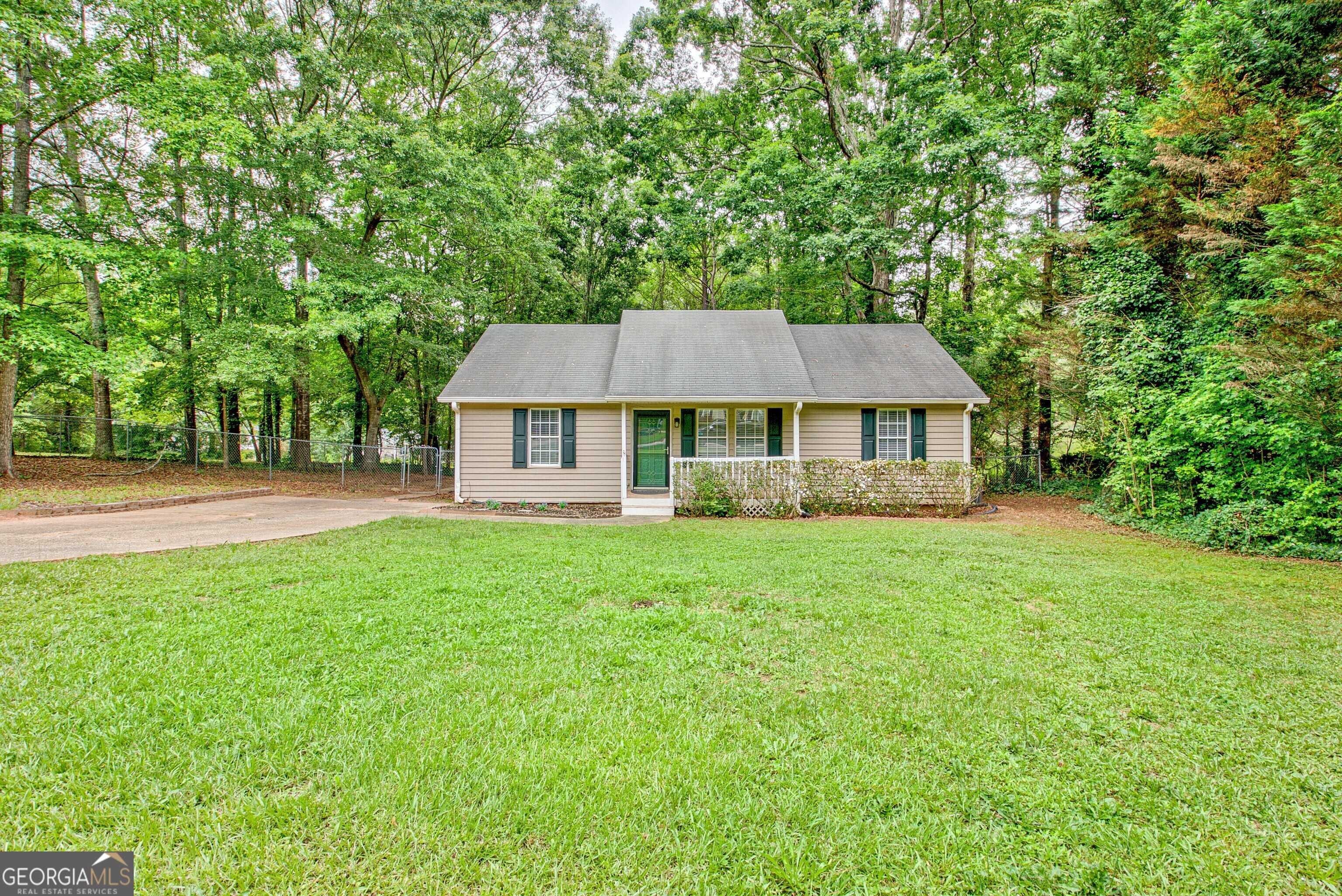 Senoia, GA 30276,85 Prestigious PL