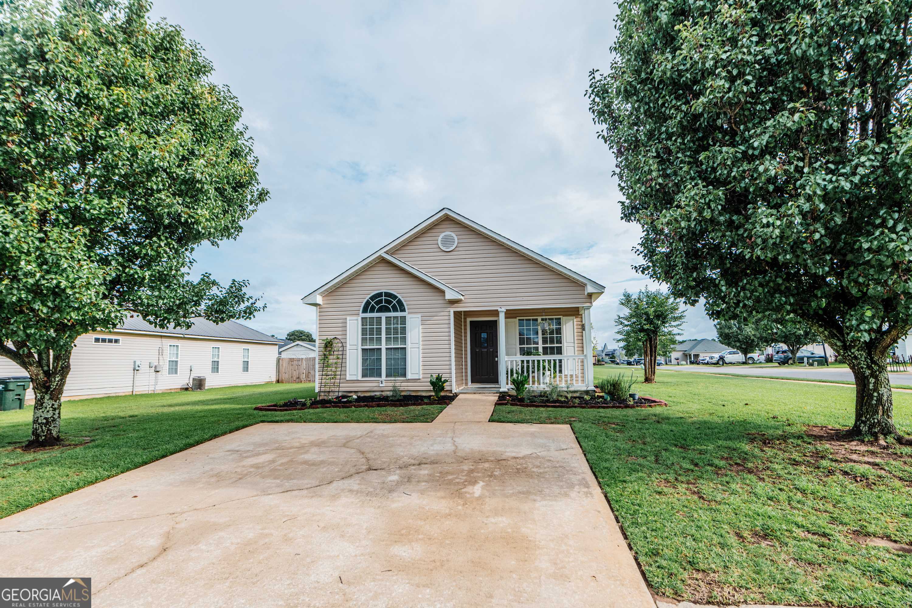 Warner Robins, GA 31088,101 Barley PL