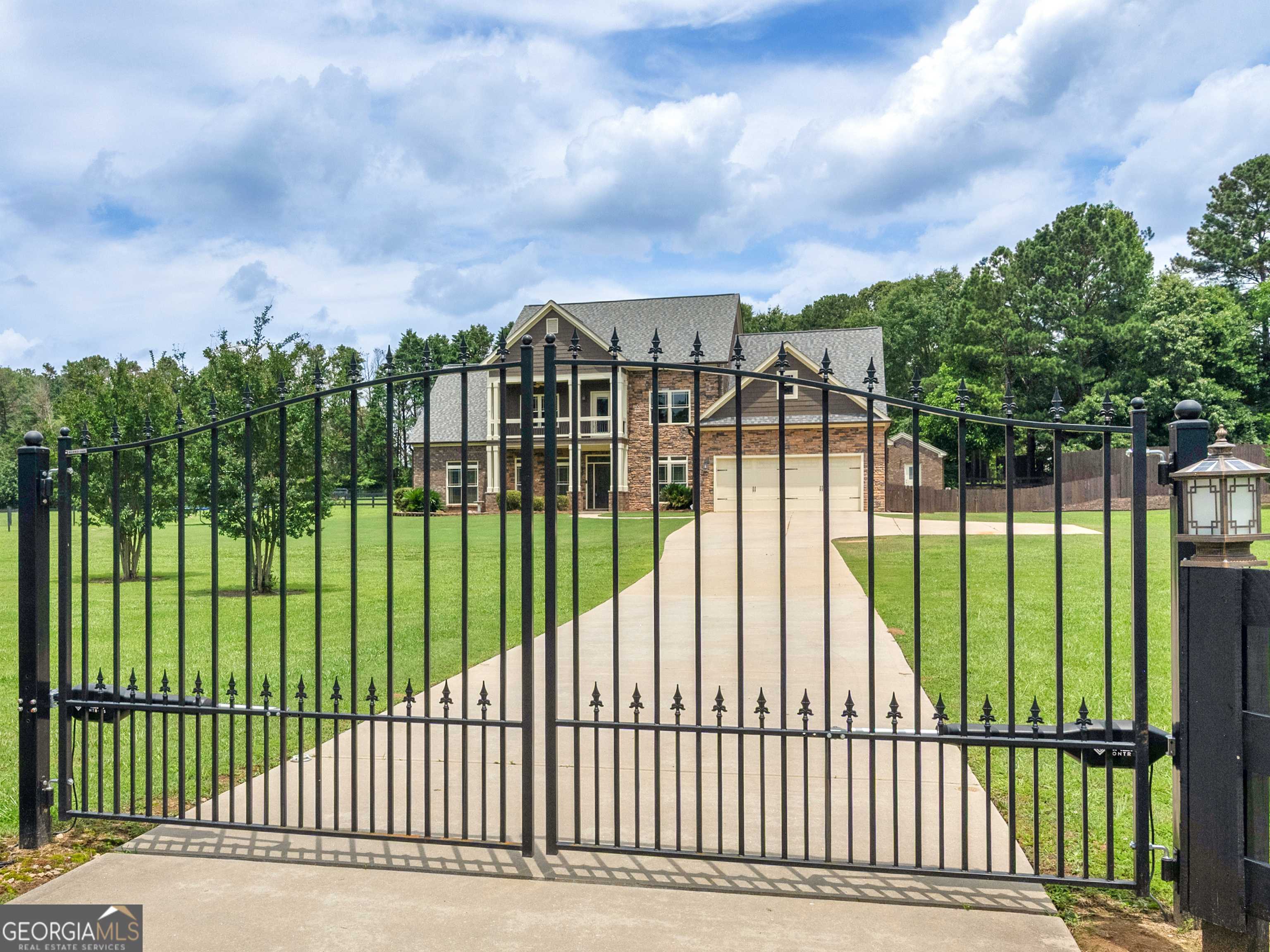 Loganville, GA 30052,3905 Pointer RD