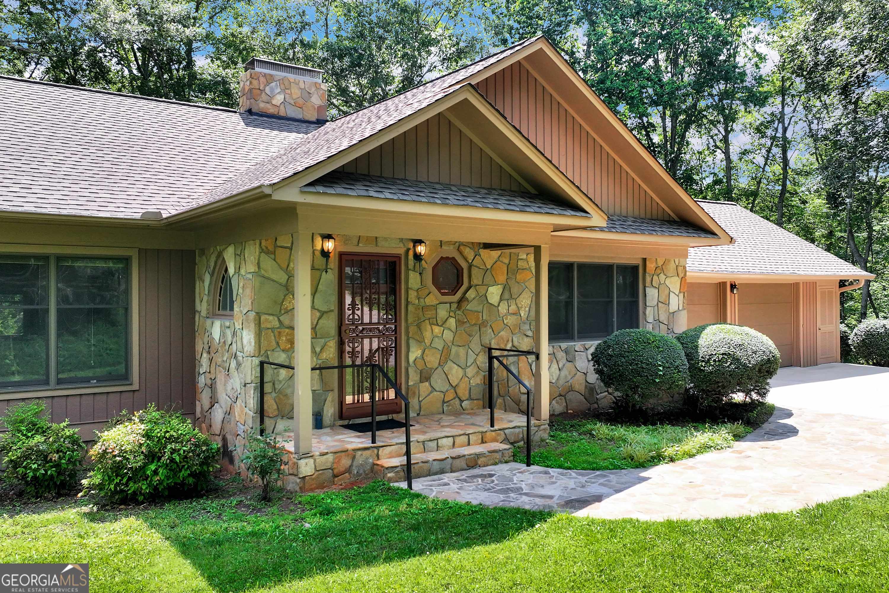 Clarkesville, GA 30523,232 Fenwick Wood