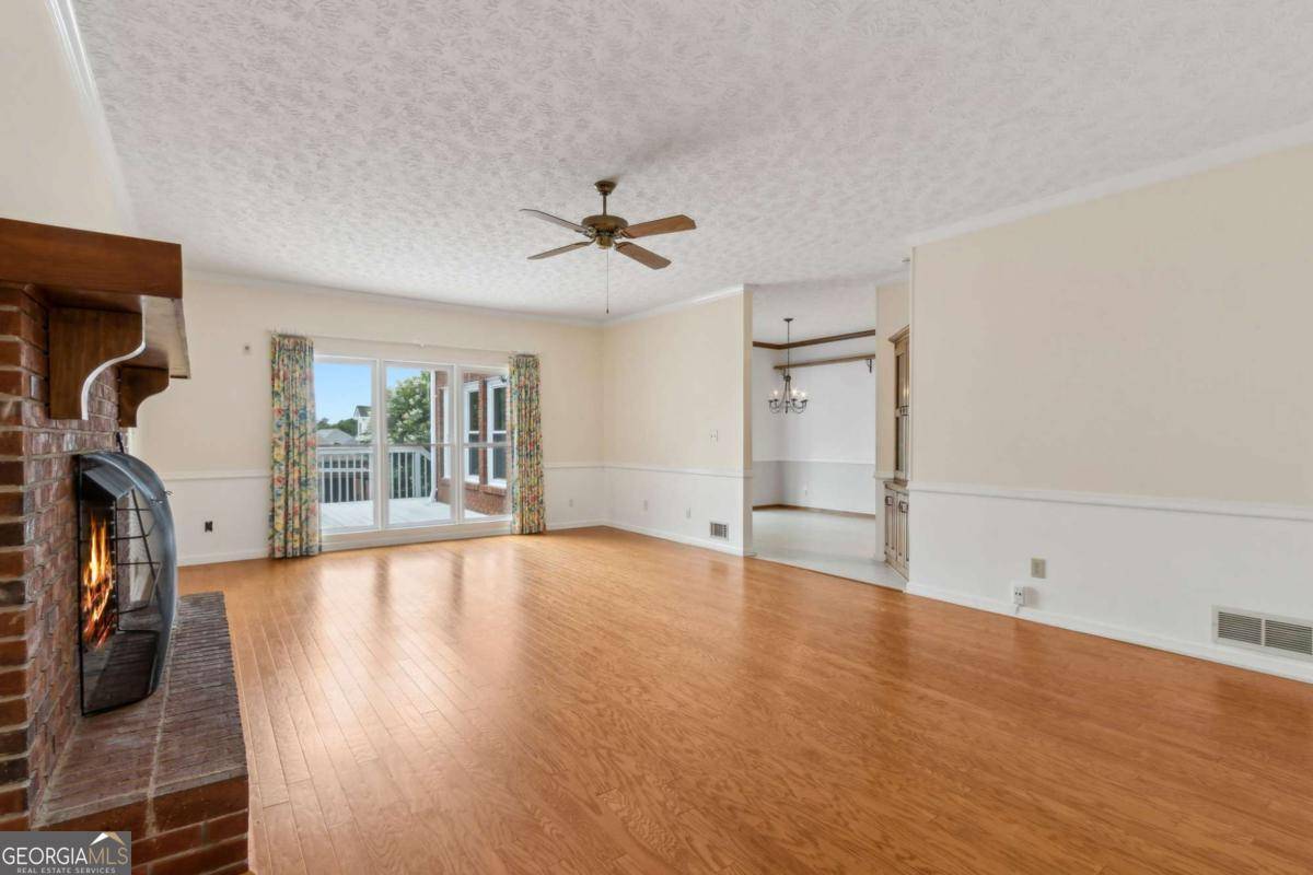 Snellville, GA 30078,2260 Burlington LN