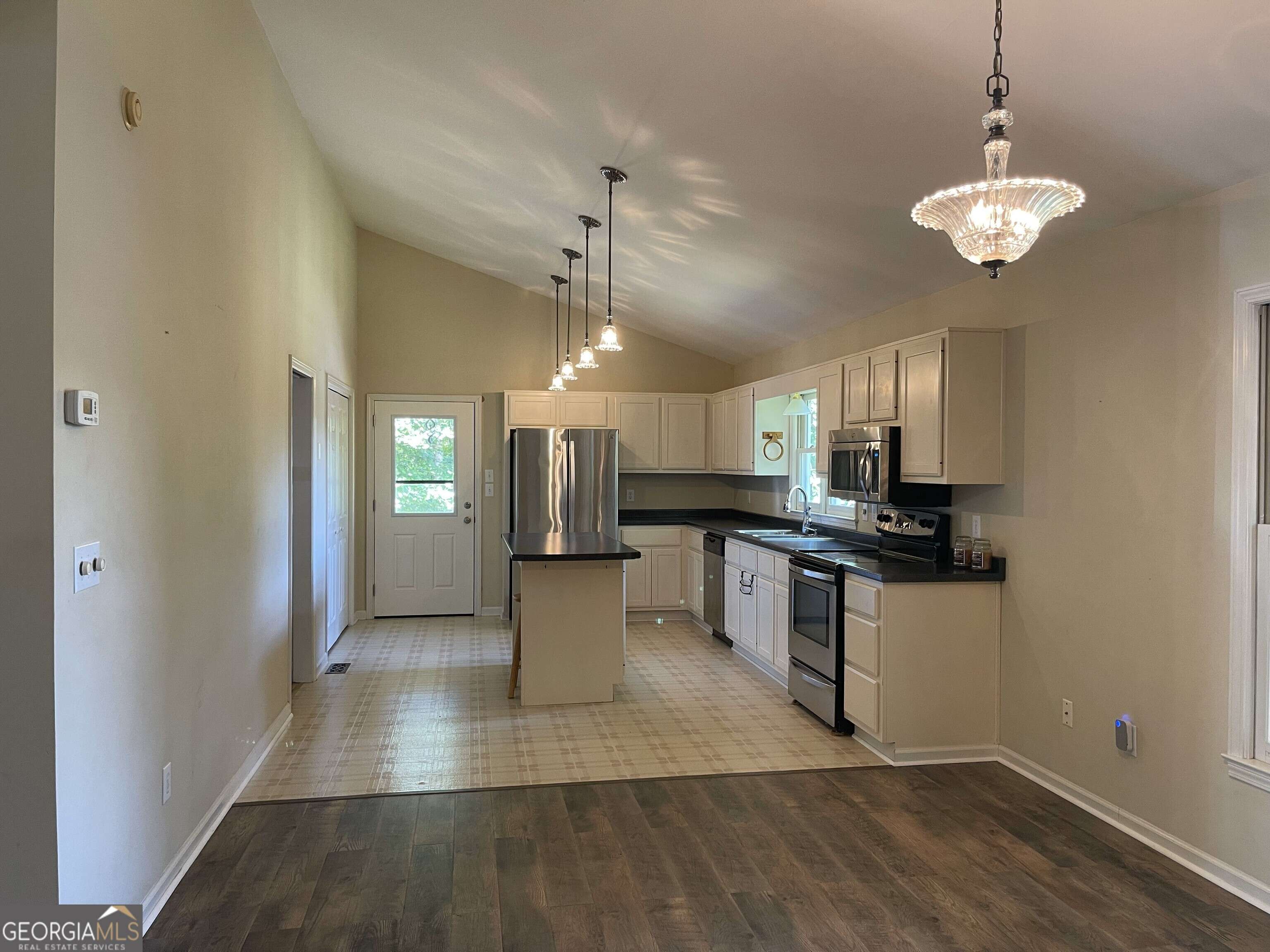 Cleveland, GA 30528,555 Barker Trail RD