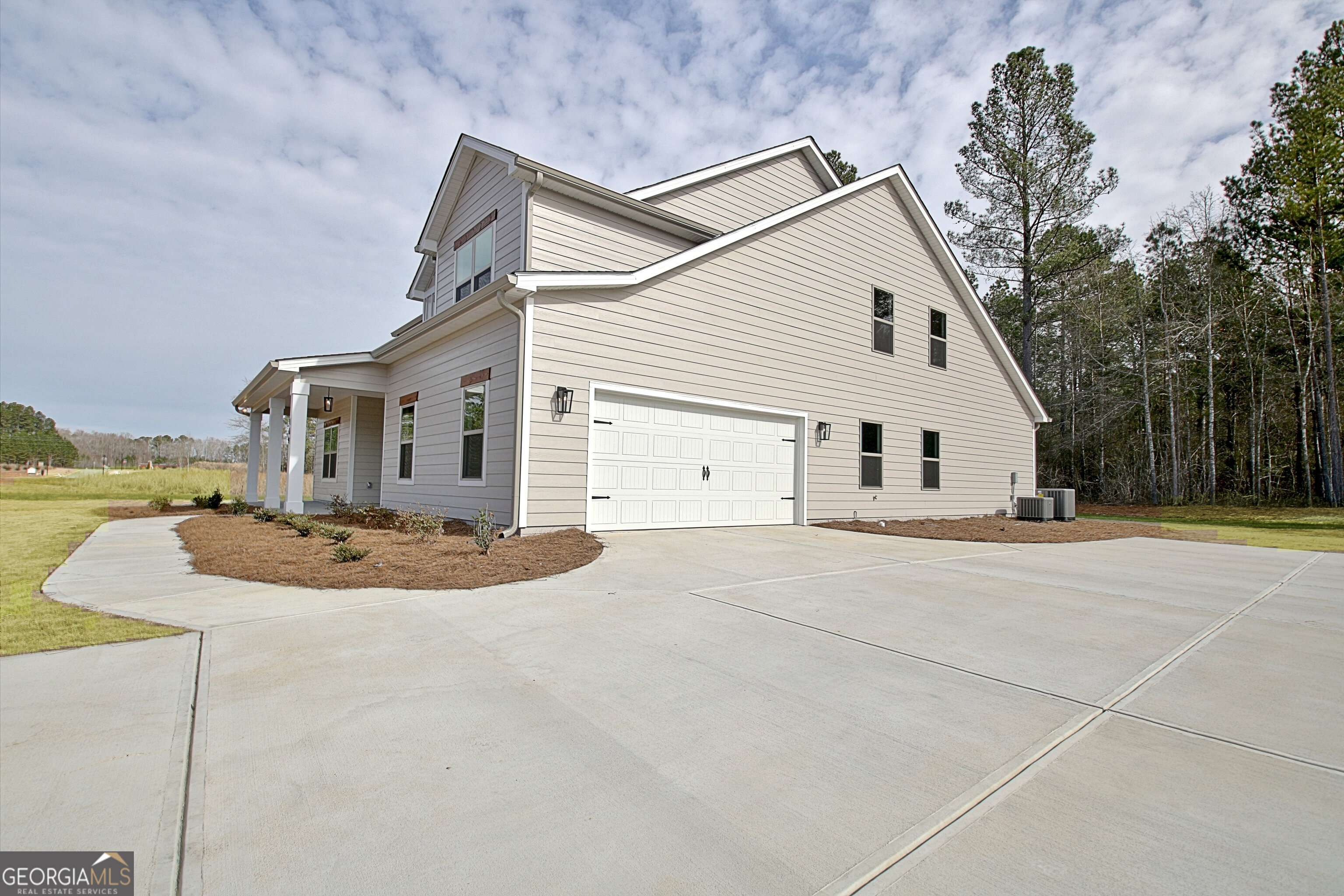 Zebulon, GA 30295,169 Mill Race
