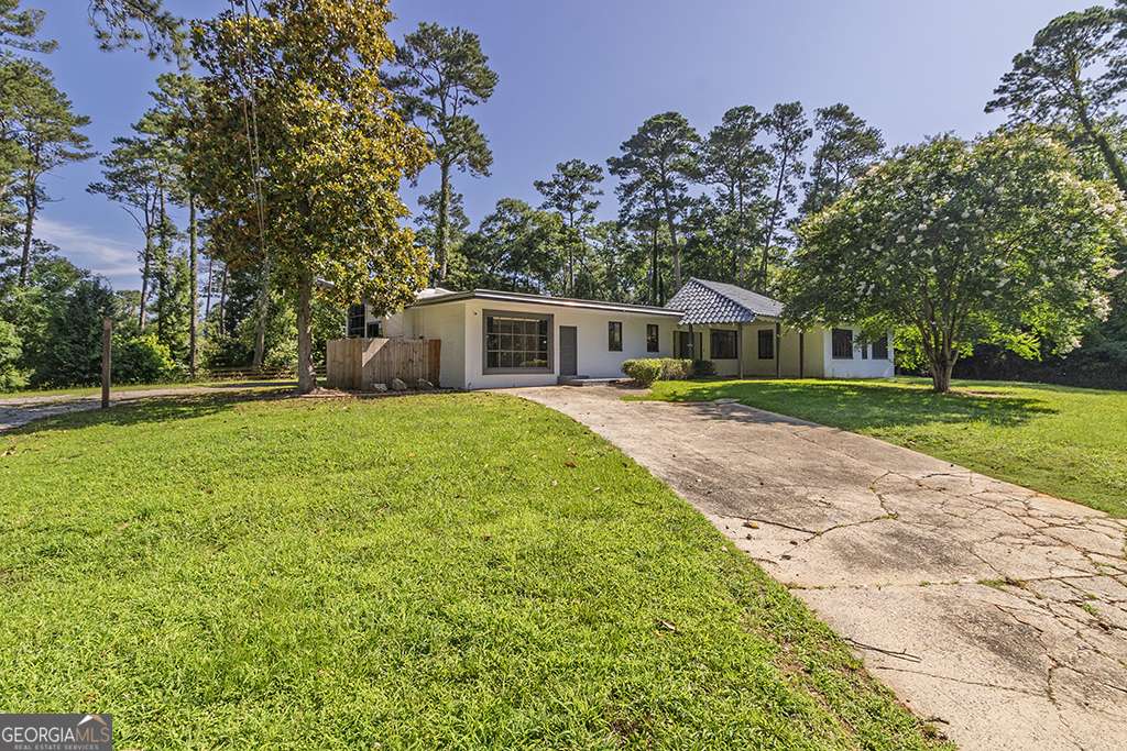 Macon, GA 31210,782 Wimbish RD