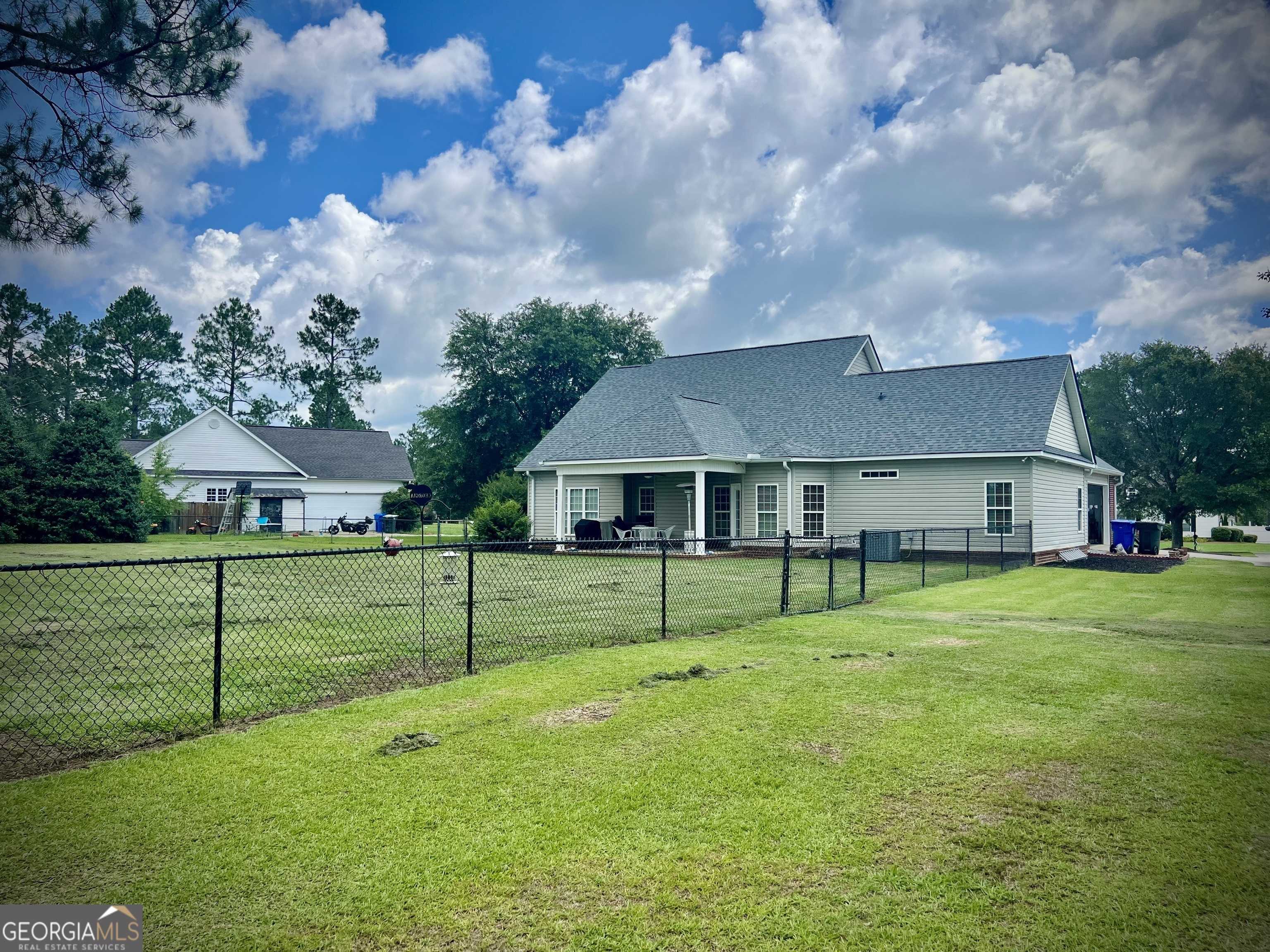 Dublin, GA 31021,511 Live Oak WAY