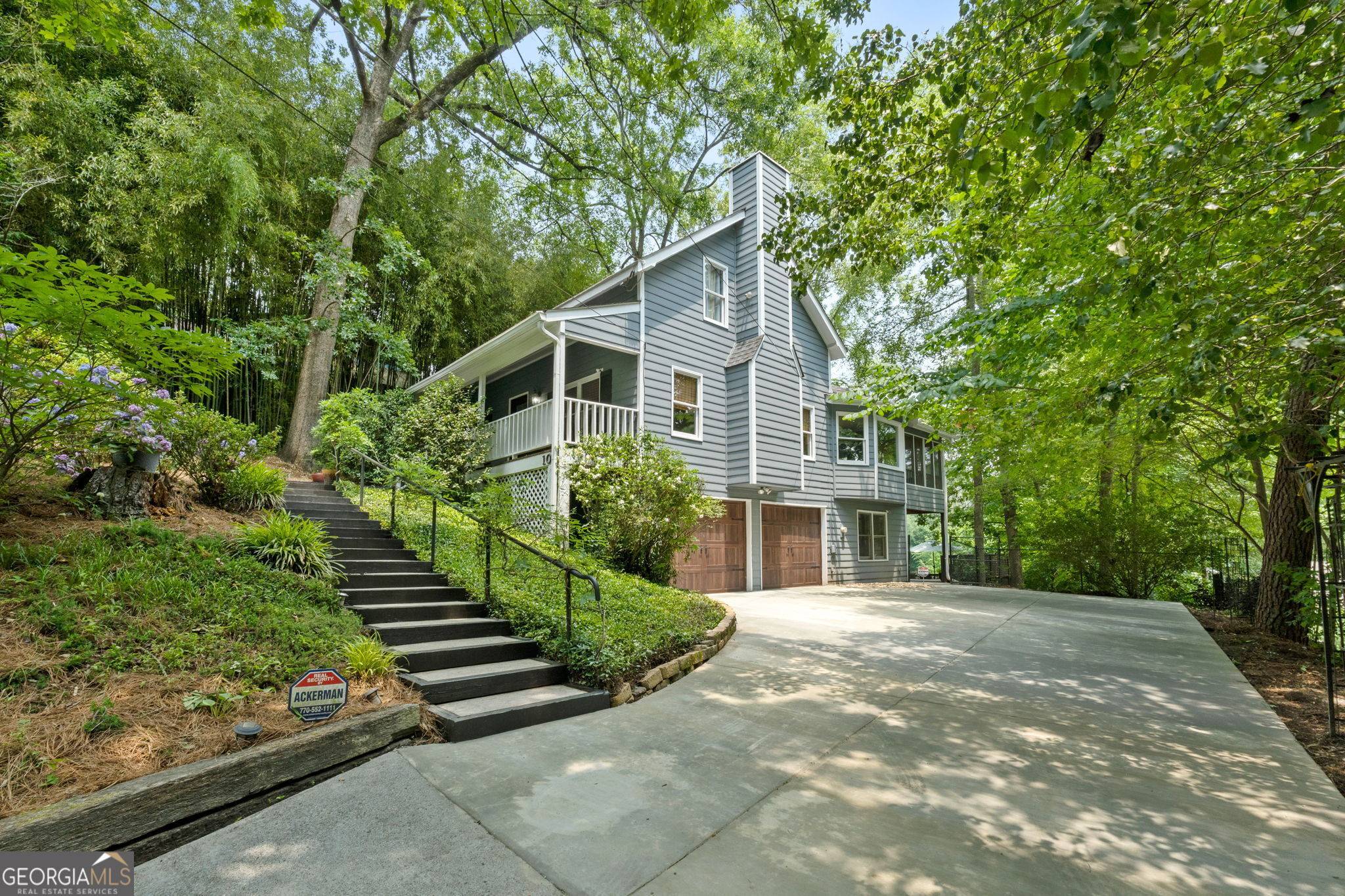Snellville, GA 30039,610 Lake DR