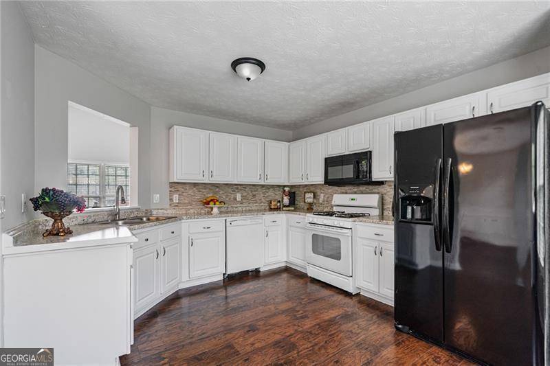Suwanee, GA 30024,335 Lee Miller CT