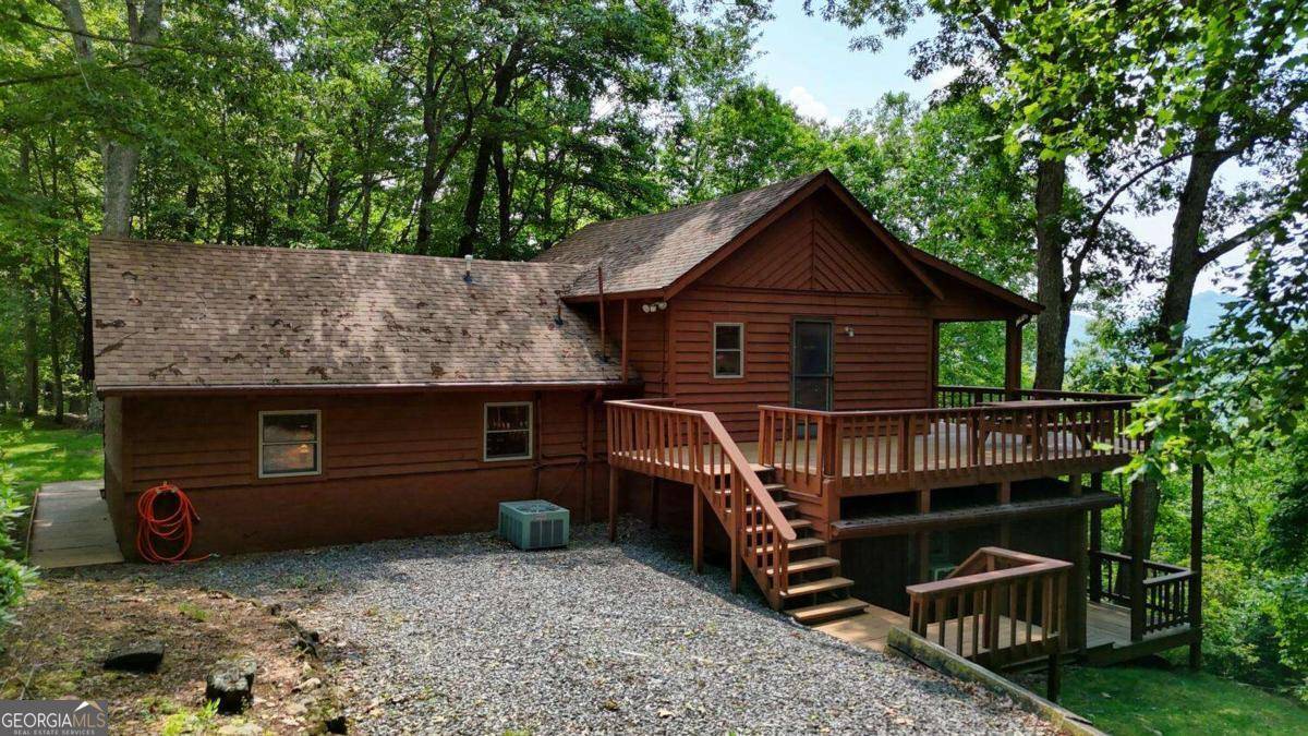Hiawassee, GA 30546,1795 Ivy Mountain RD