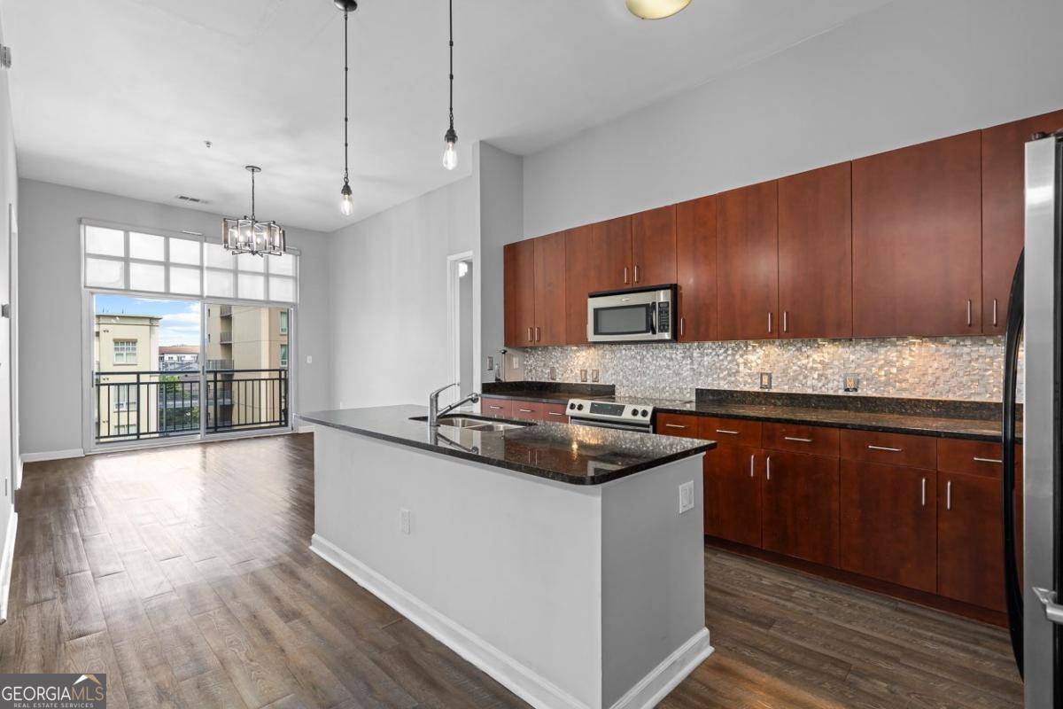 Atlanta, GA 30324,711 Cosmopolitan DR NE #428