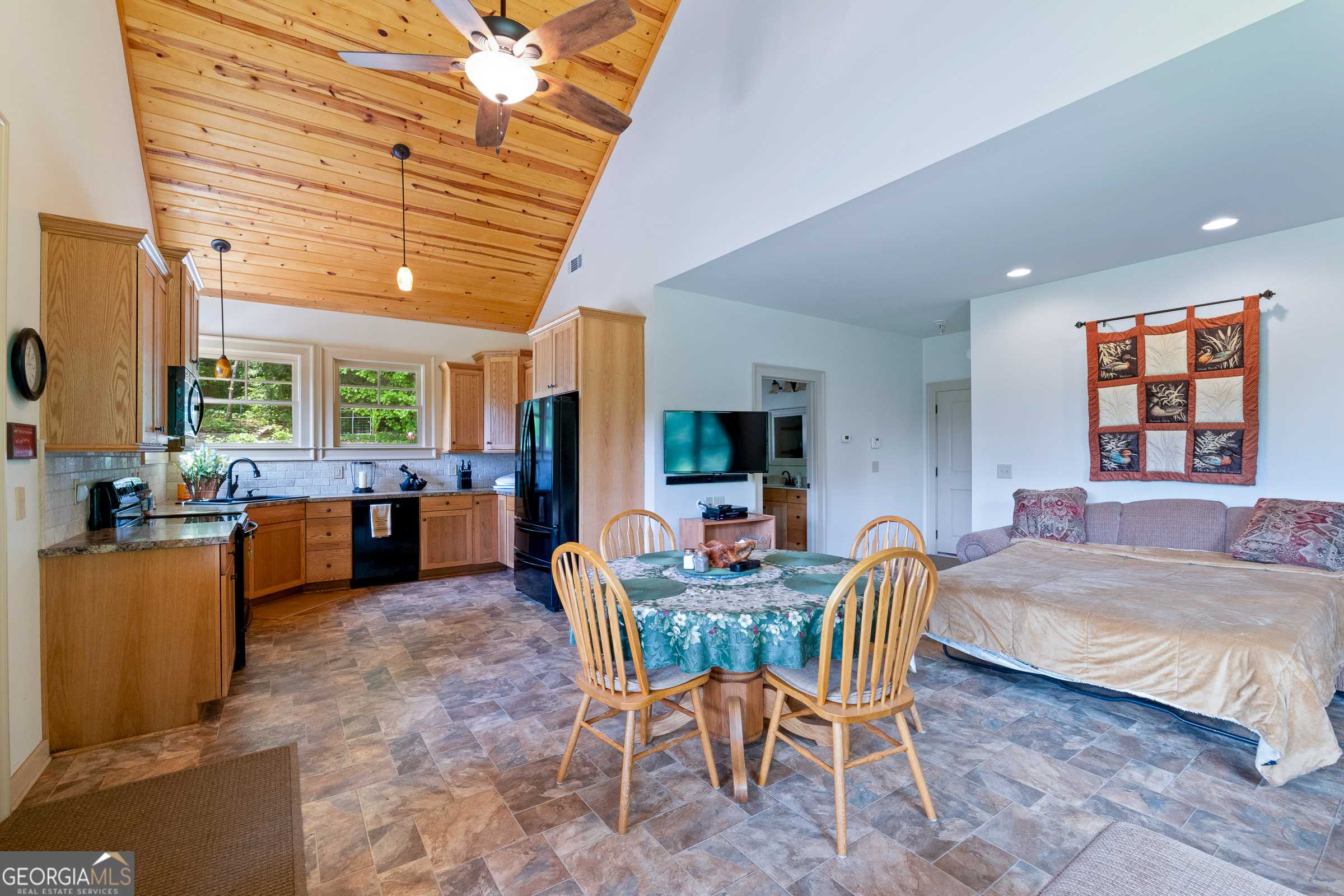 Clarkesville, GA 30523,1315 Chimney Mountain Flats TRL