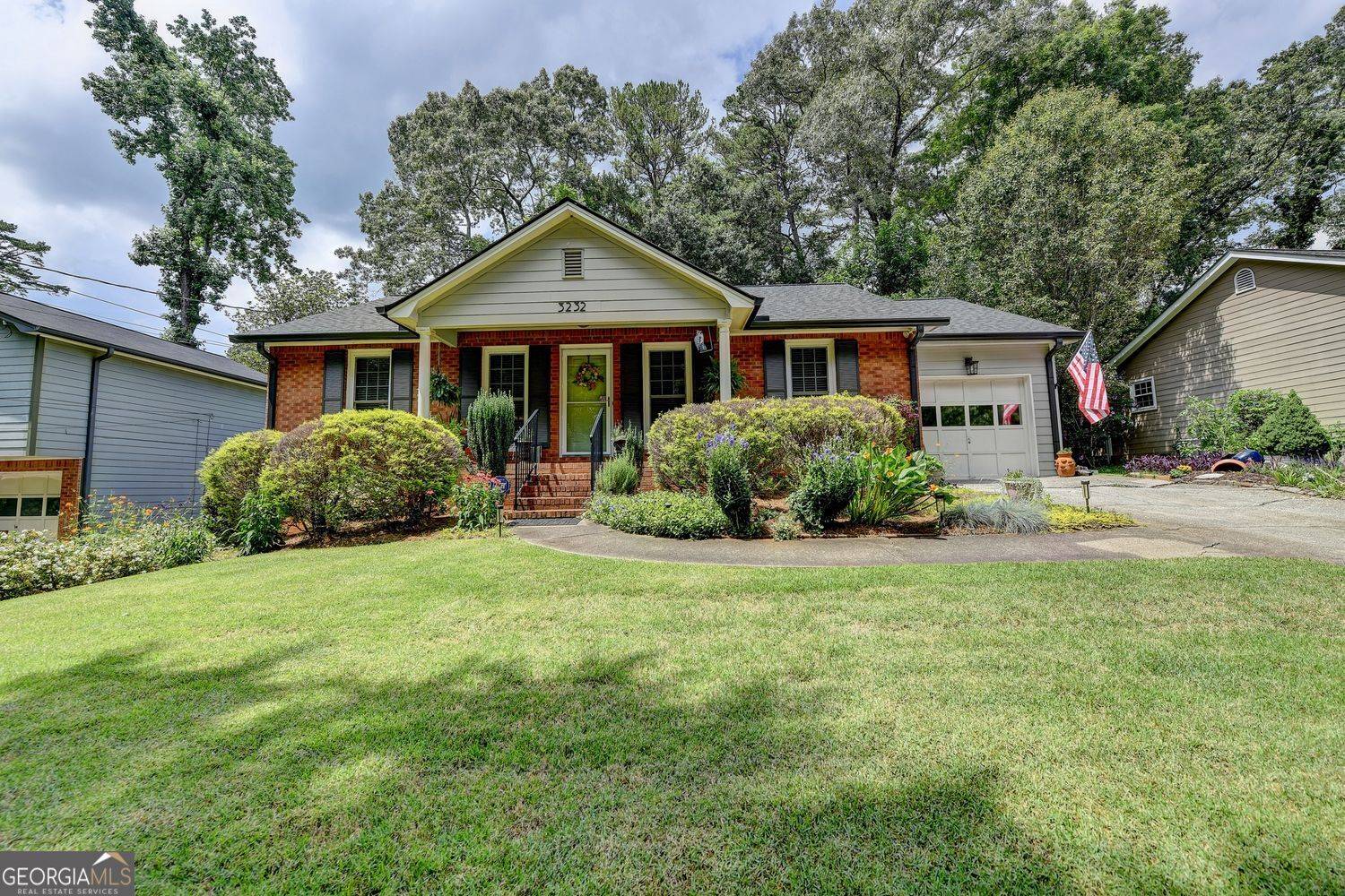 Decatur, GA 30033,3232 Valaire Drive DR