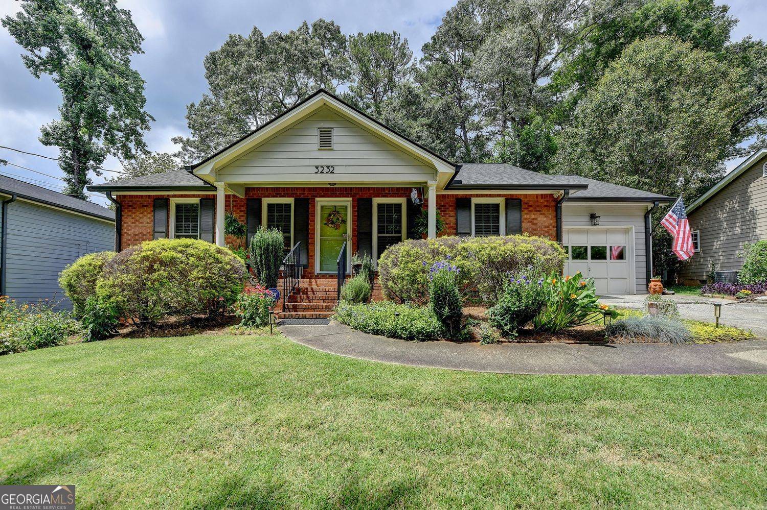 Decatur, GA 30033,3232 Valaire Drive DR