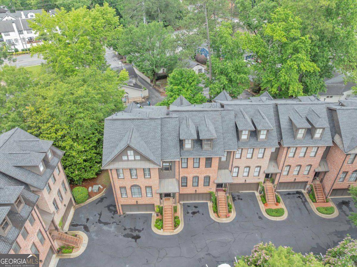Atlanta, GA 30342,4222 Rickenbacker DR NE #9