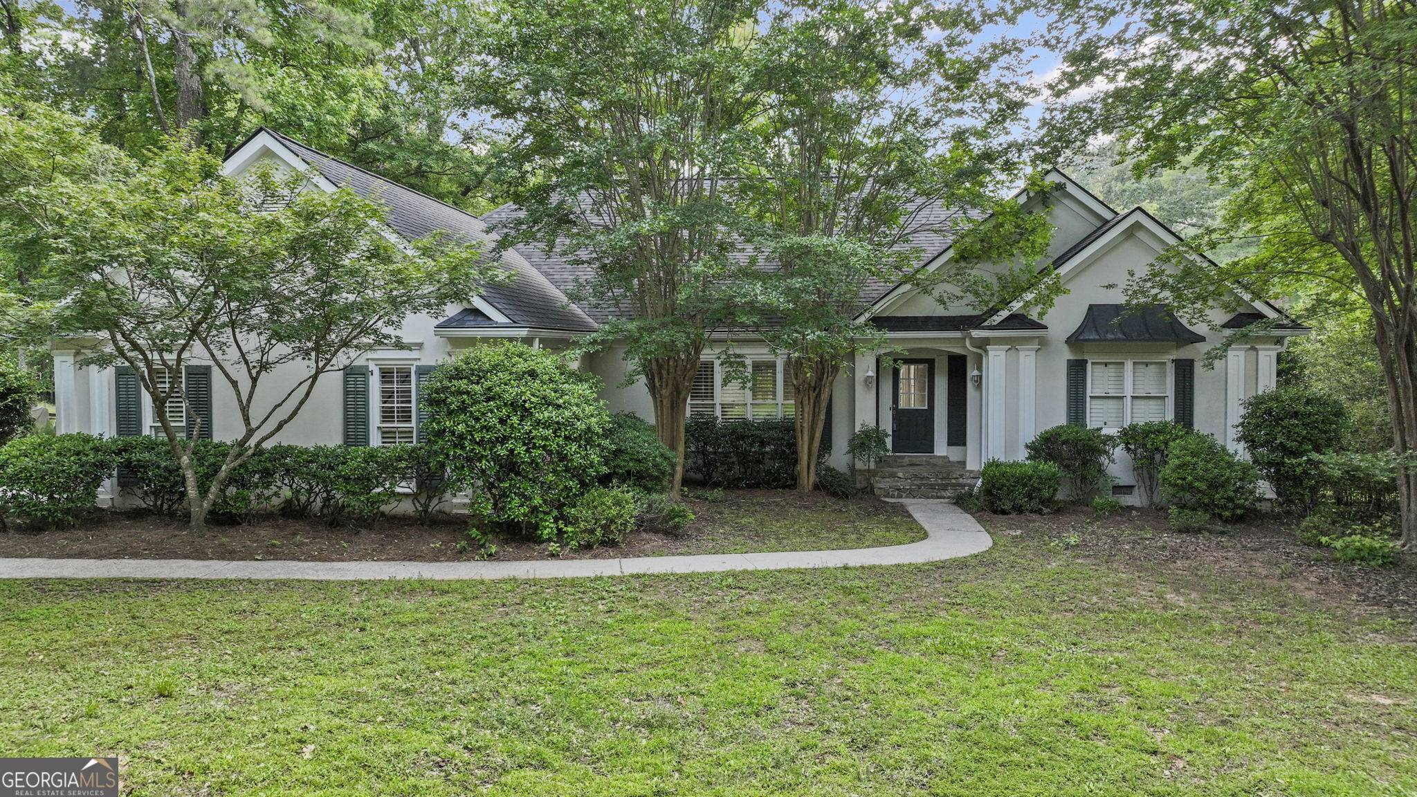 Newnan, GA 30263,255 South Shore DR