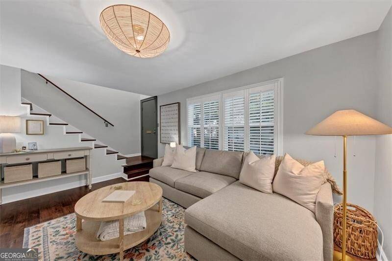Atlanta, GA 30327,2 Arpege WAY NW