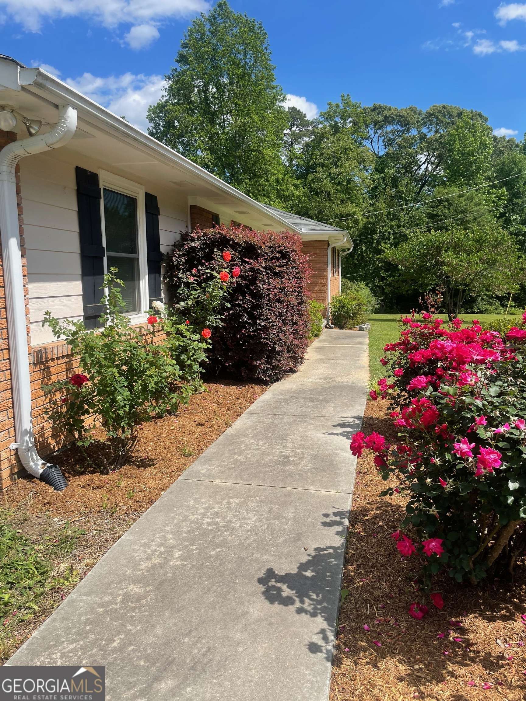 Toccoa, GA 30577,215 Old Mize RD
