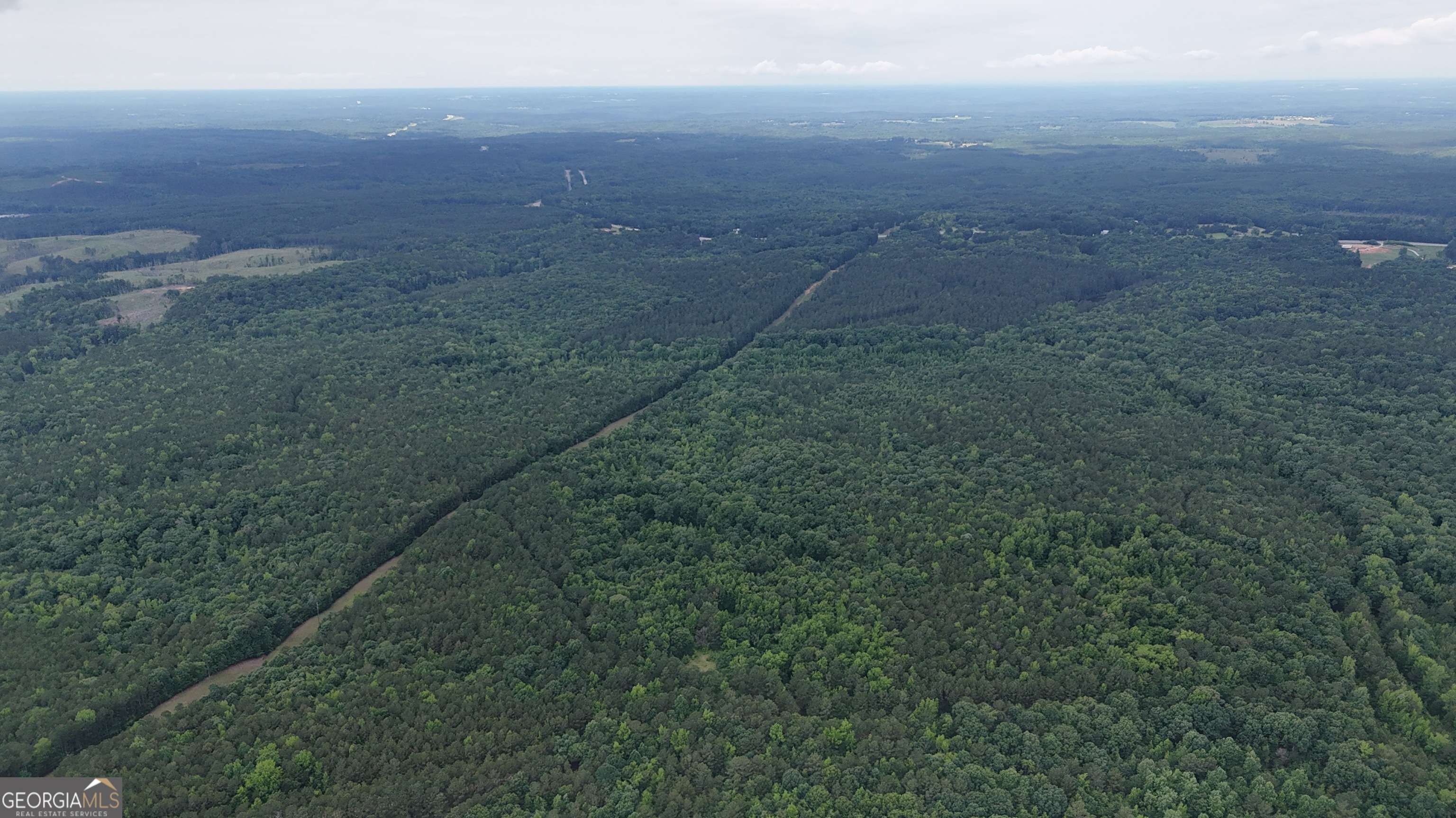 Elberton, GA 30635,6 Cedar Creek