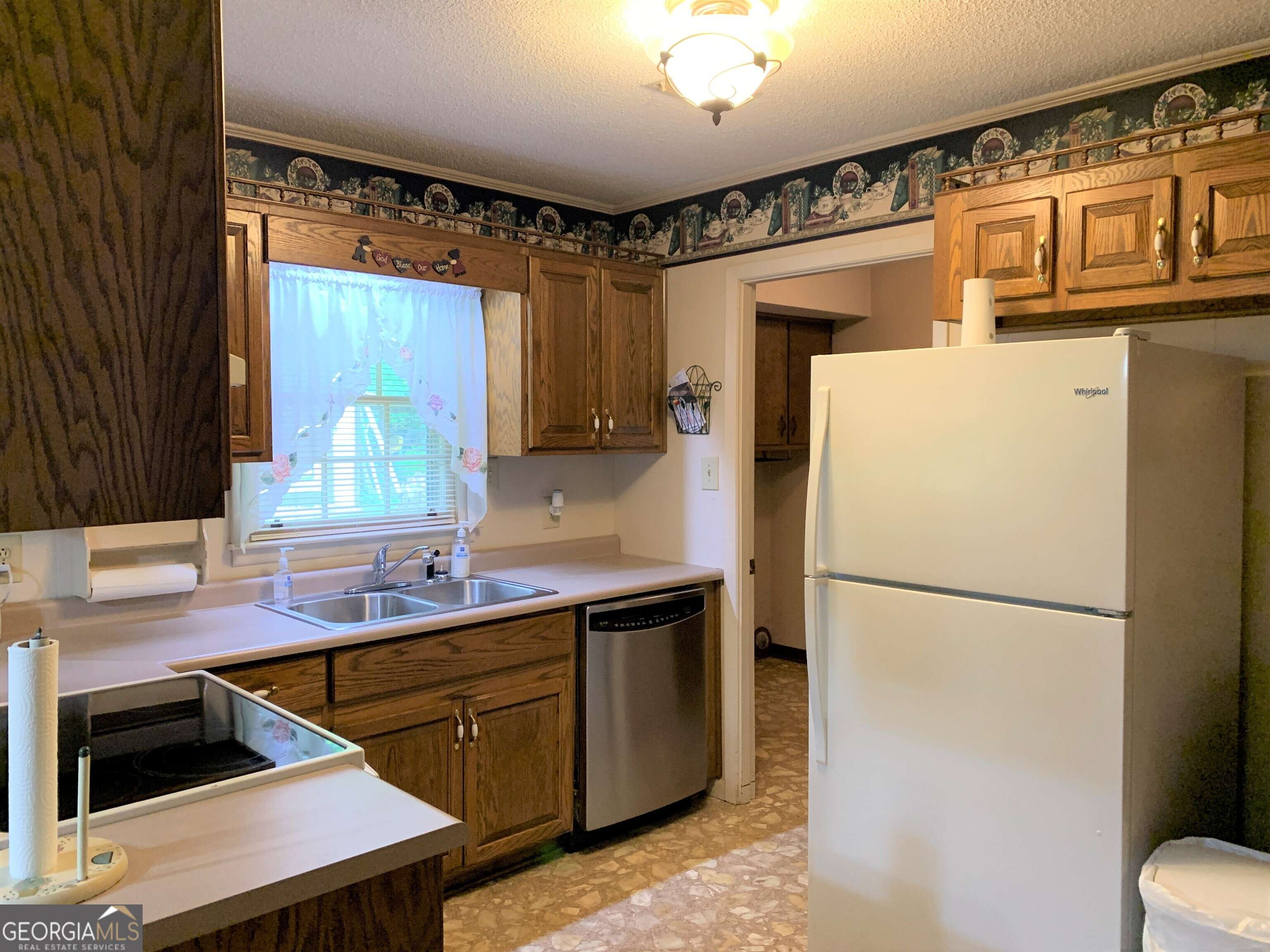 Toccoa, GA 30577,140 JULIA CT