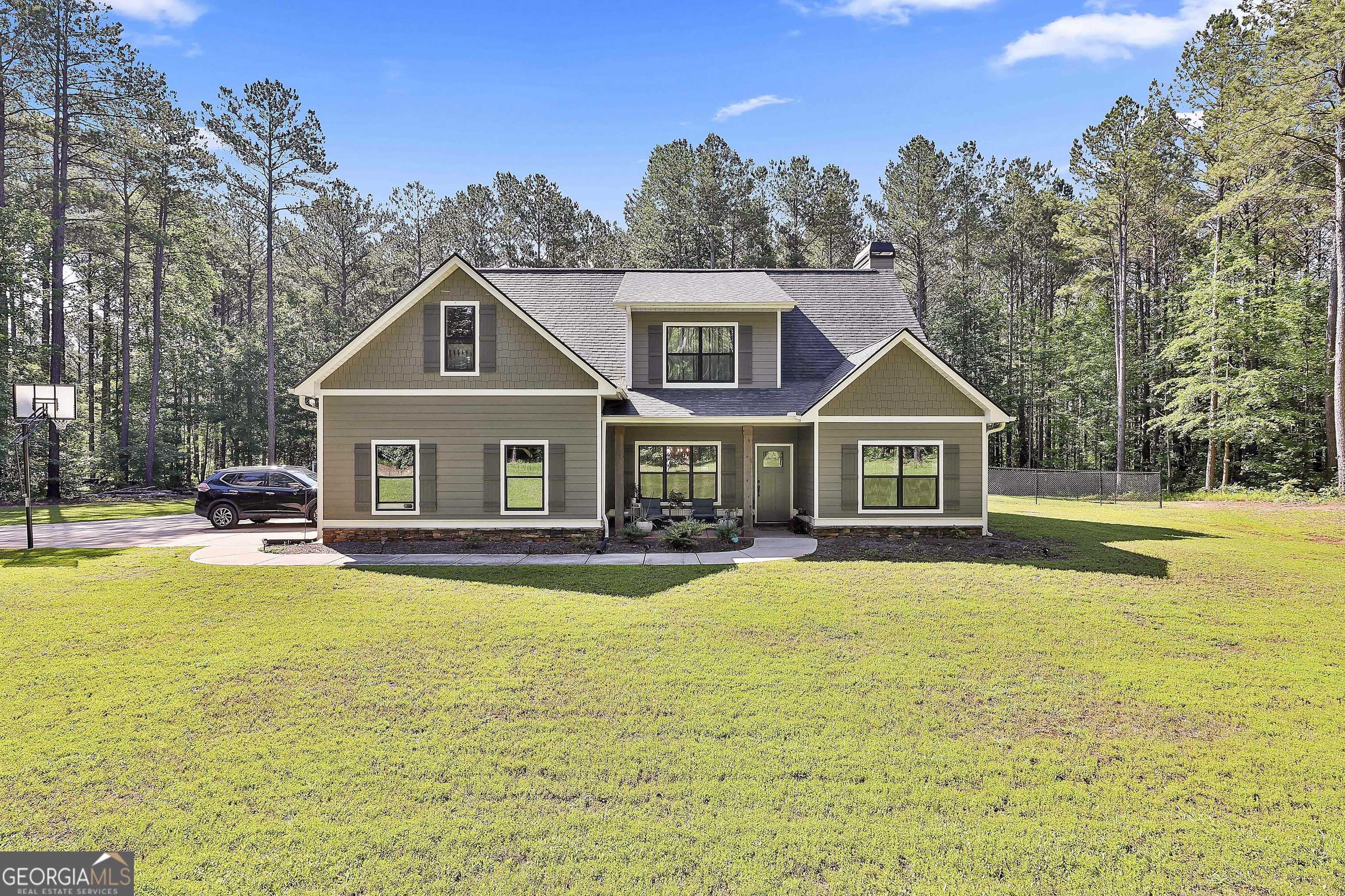 Grantville, GA 30220,211 Beavers RD