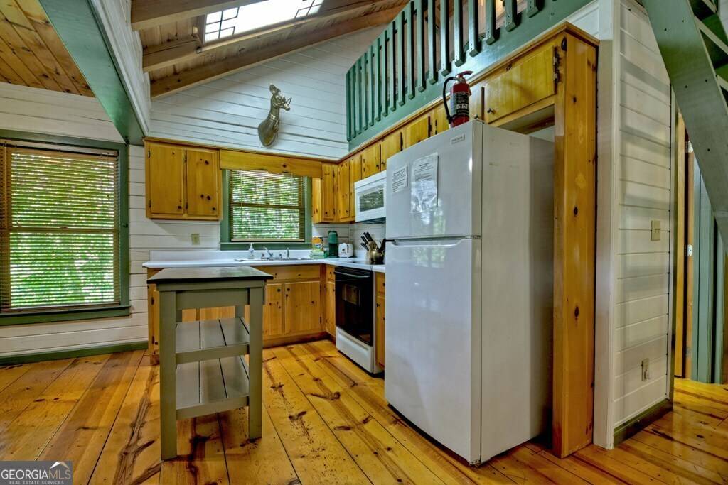 Blue Ridge, GA 30513,100 Smith Hill RD