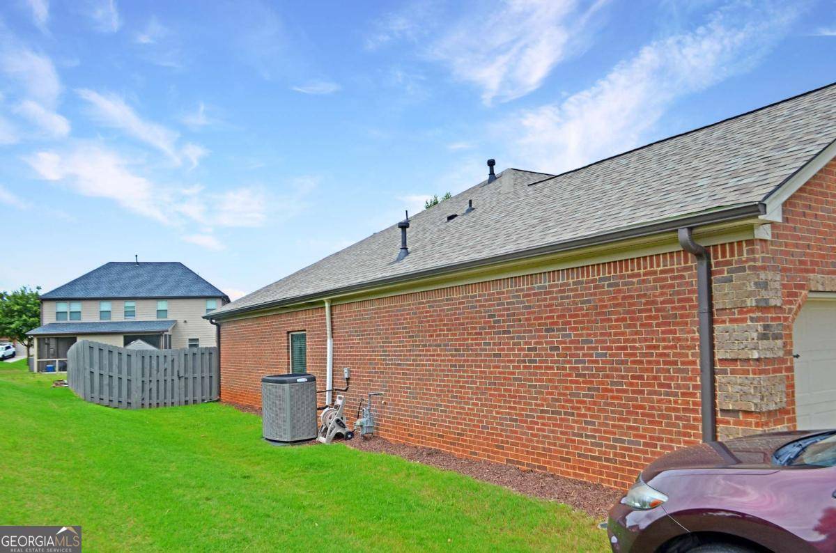 Flowery Branch, GA 30542,6241 Brookridge DR