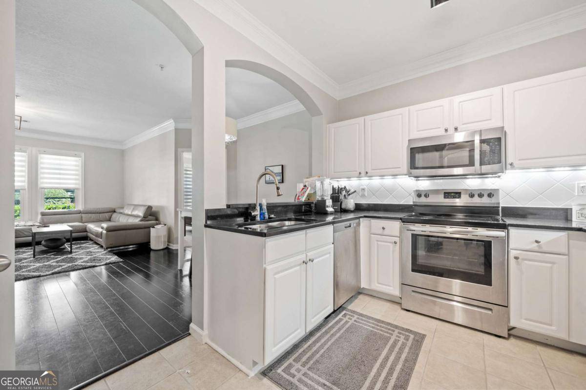 Atlanta, GA 30338,1850 Cotillion DR #3114