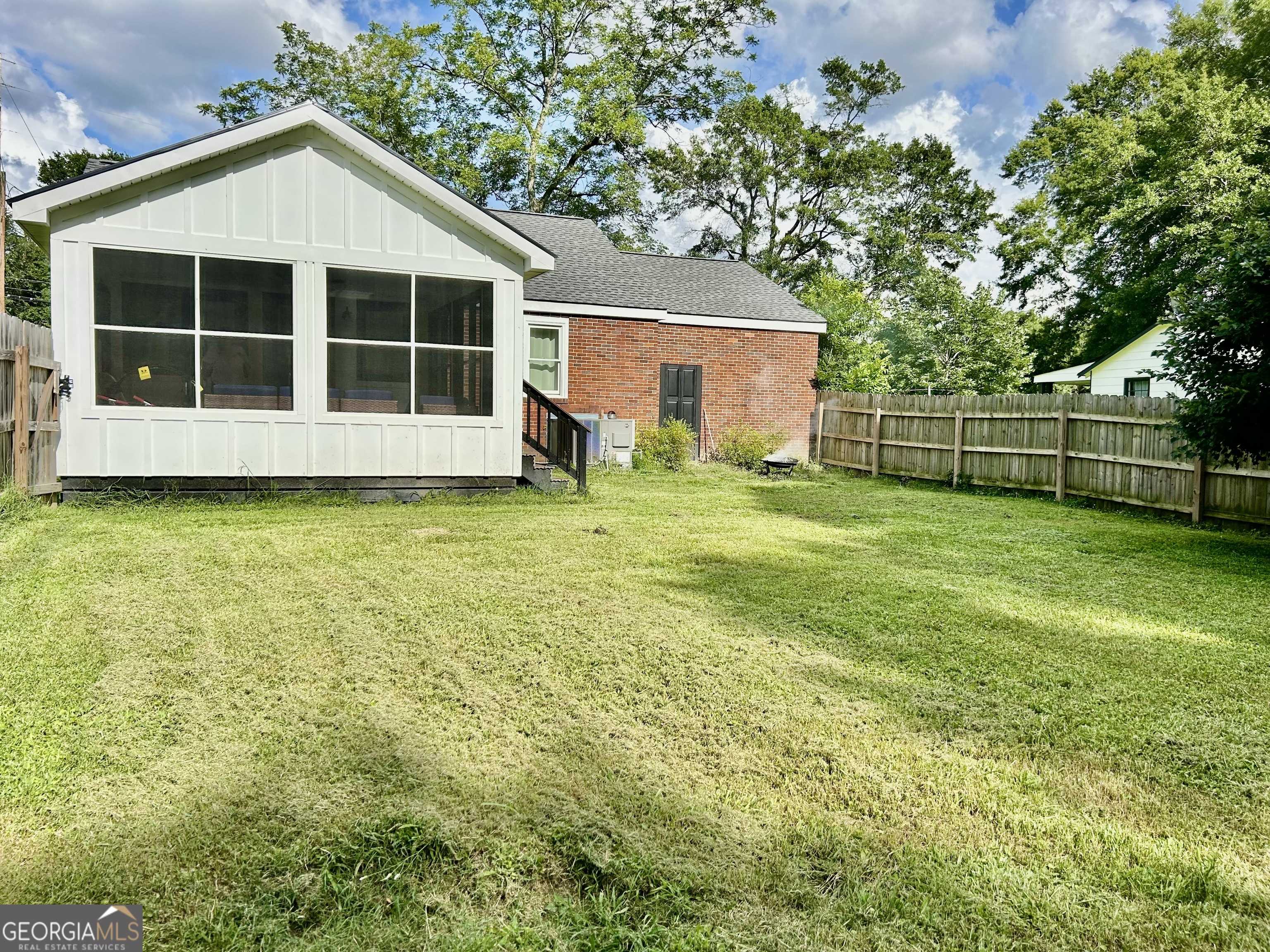 Milner, GA 30257,124 Greenwood ST
