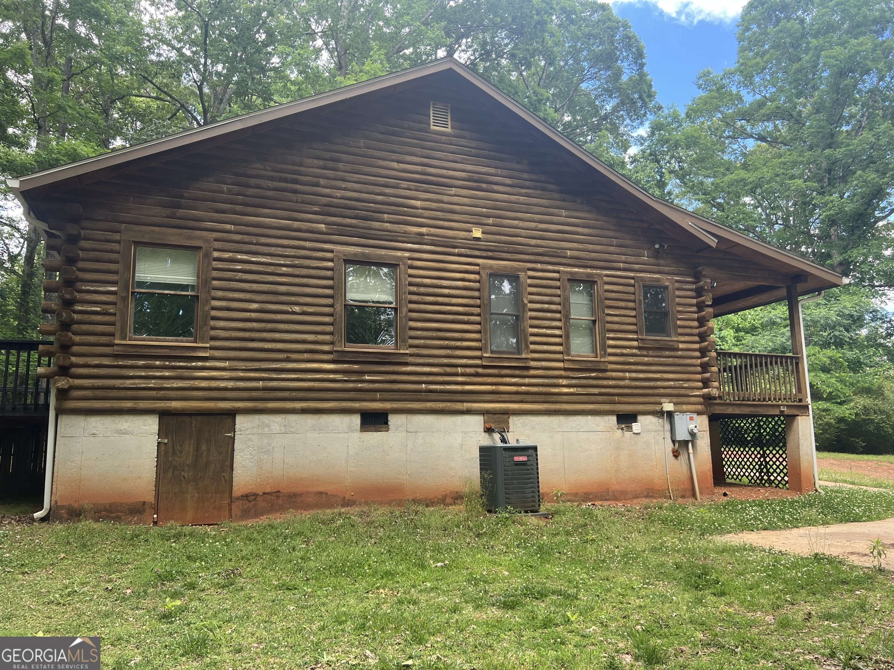 Stockbridge, GA 30281,490 Flat Shoals Church RD