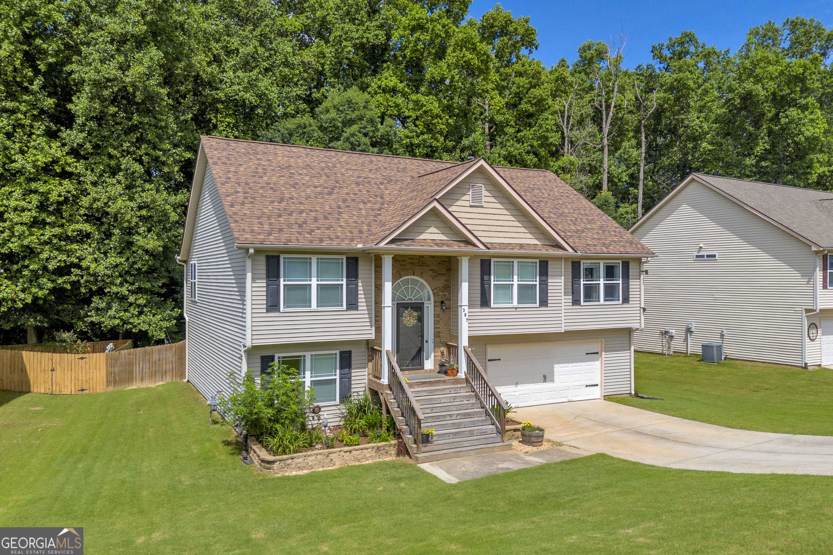 Winder, GA 30680,387 Searchlight DR
